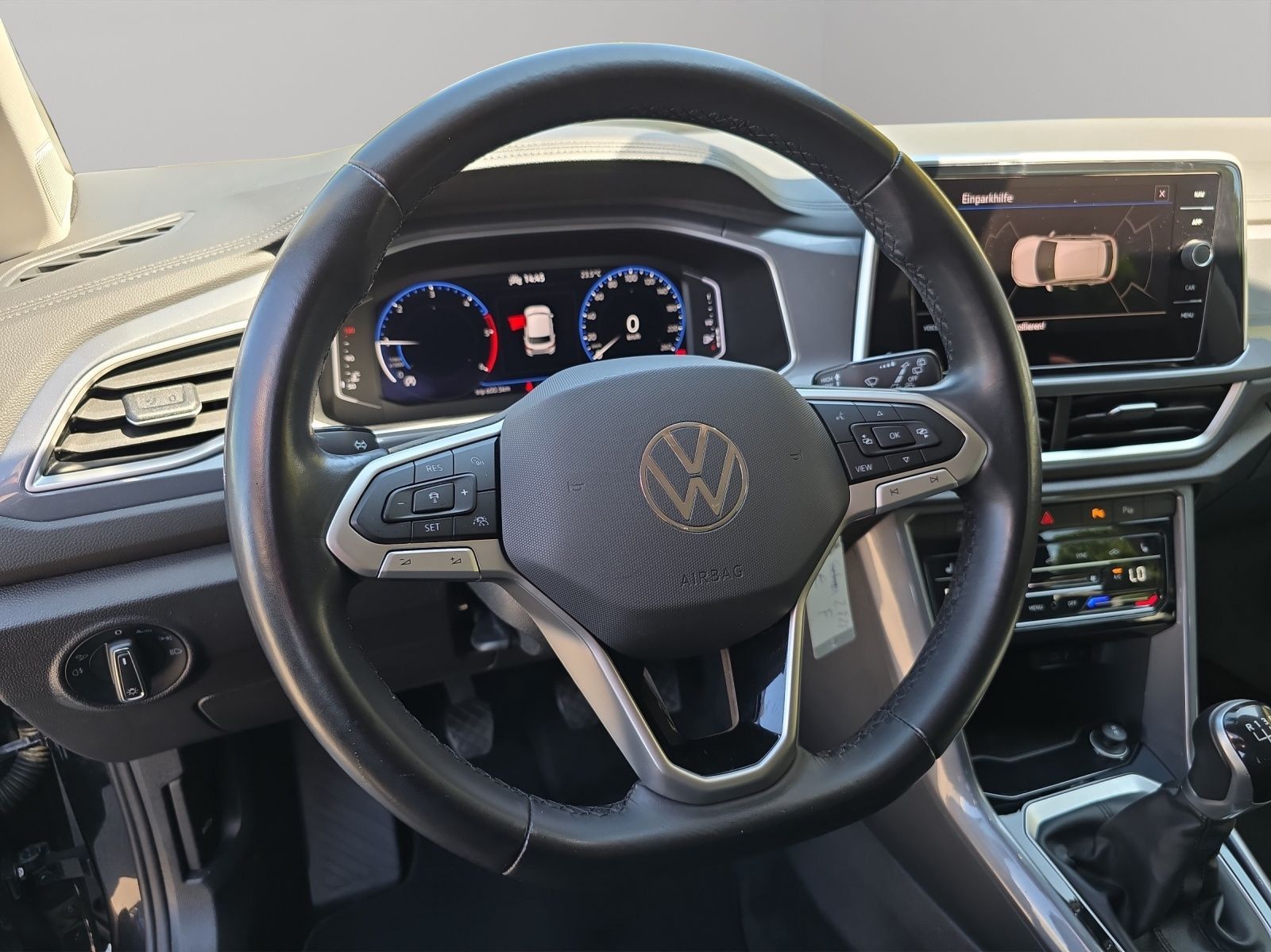 Volkswagen T-Roc 2.0 TDI Style - Samsaru's Car Outlet