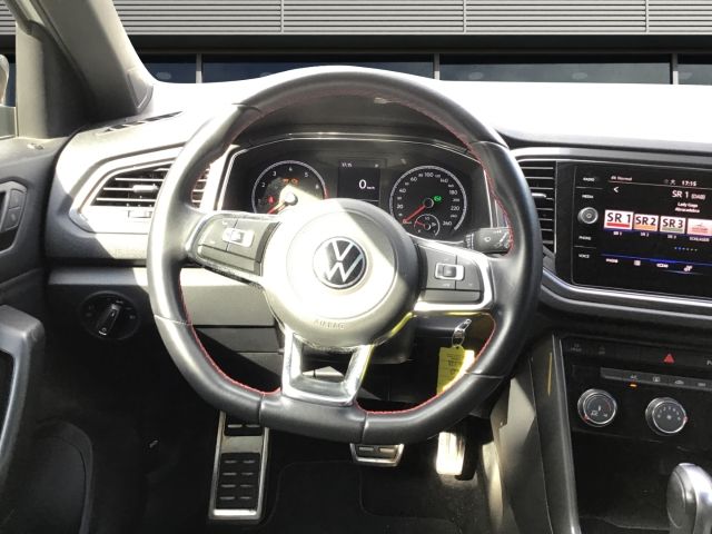 Volkswagen T-Roc Sport DSG - Samsaru's Car Outlet