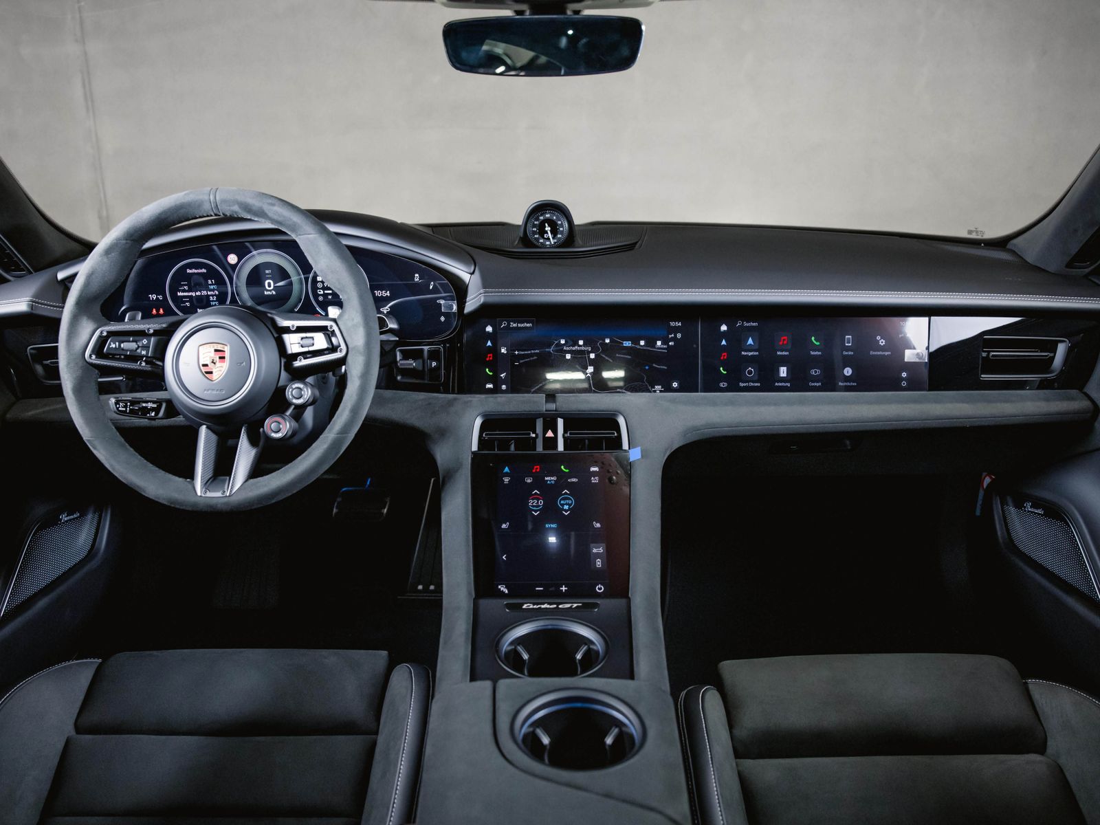 Porsche Taycan Turbo GT PTS 18 Wege Burmester