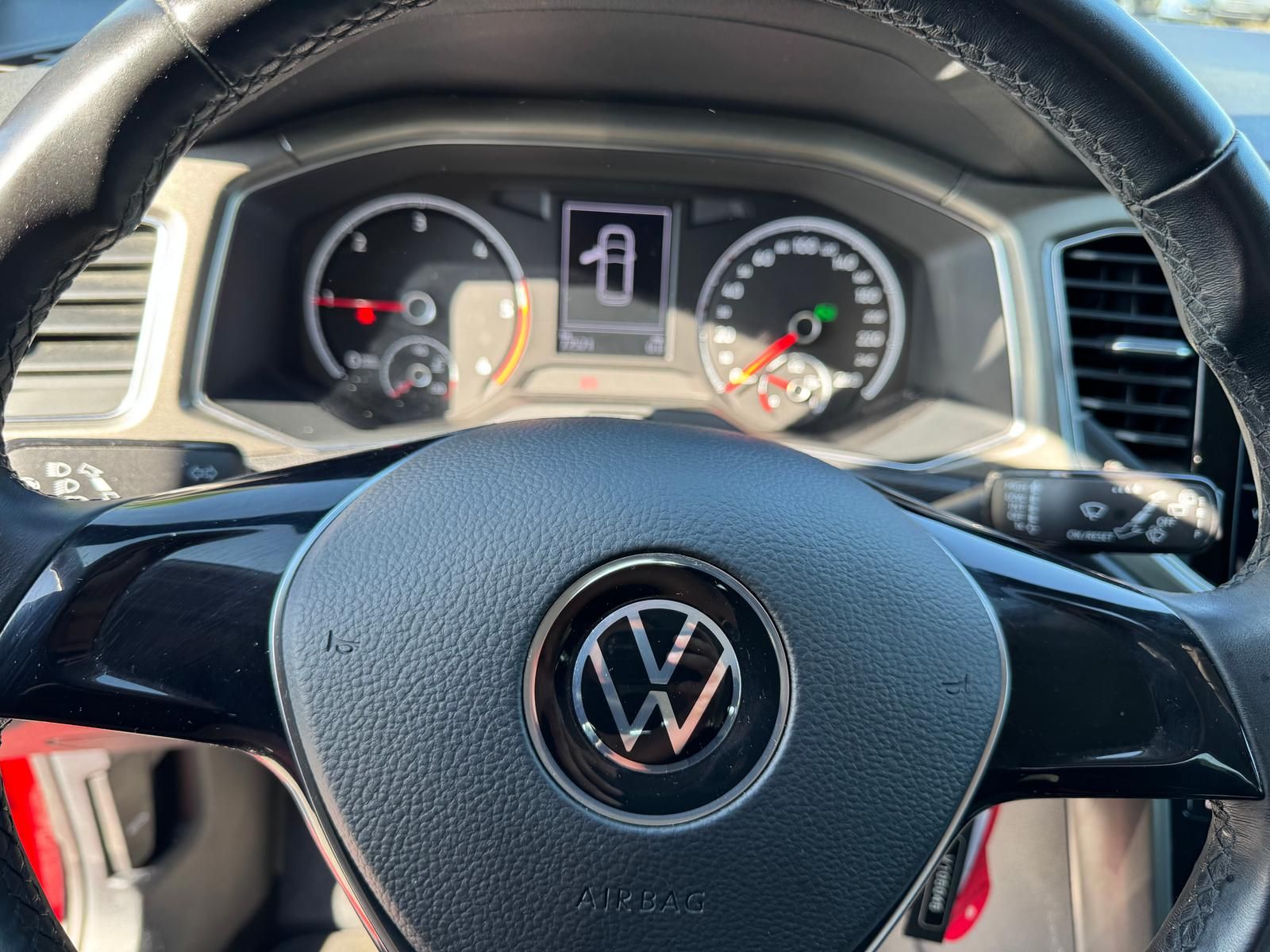 Volkswagen T-Roc 2.0 TDI Style - Samsaru's Car Outlet