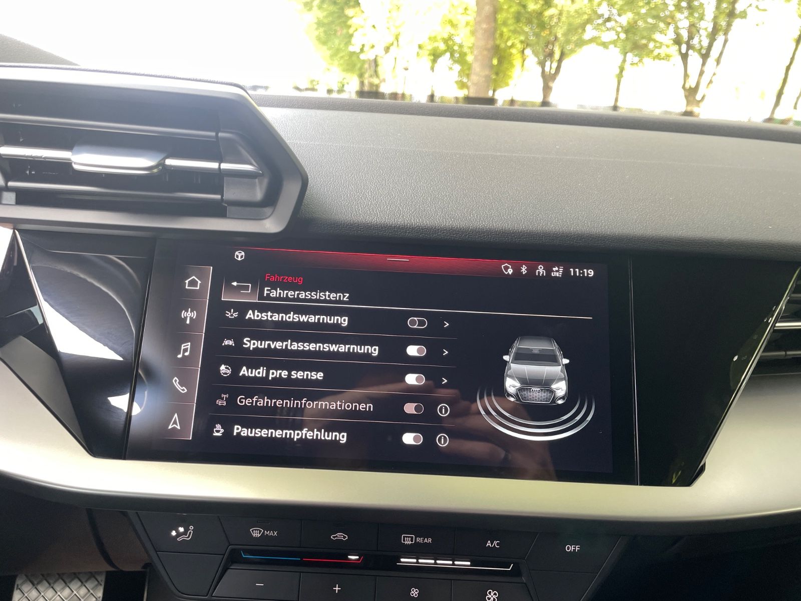 Audi A3 35 TDI 150 S line-S tronic*Navi/Virtual*LED*