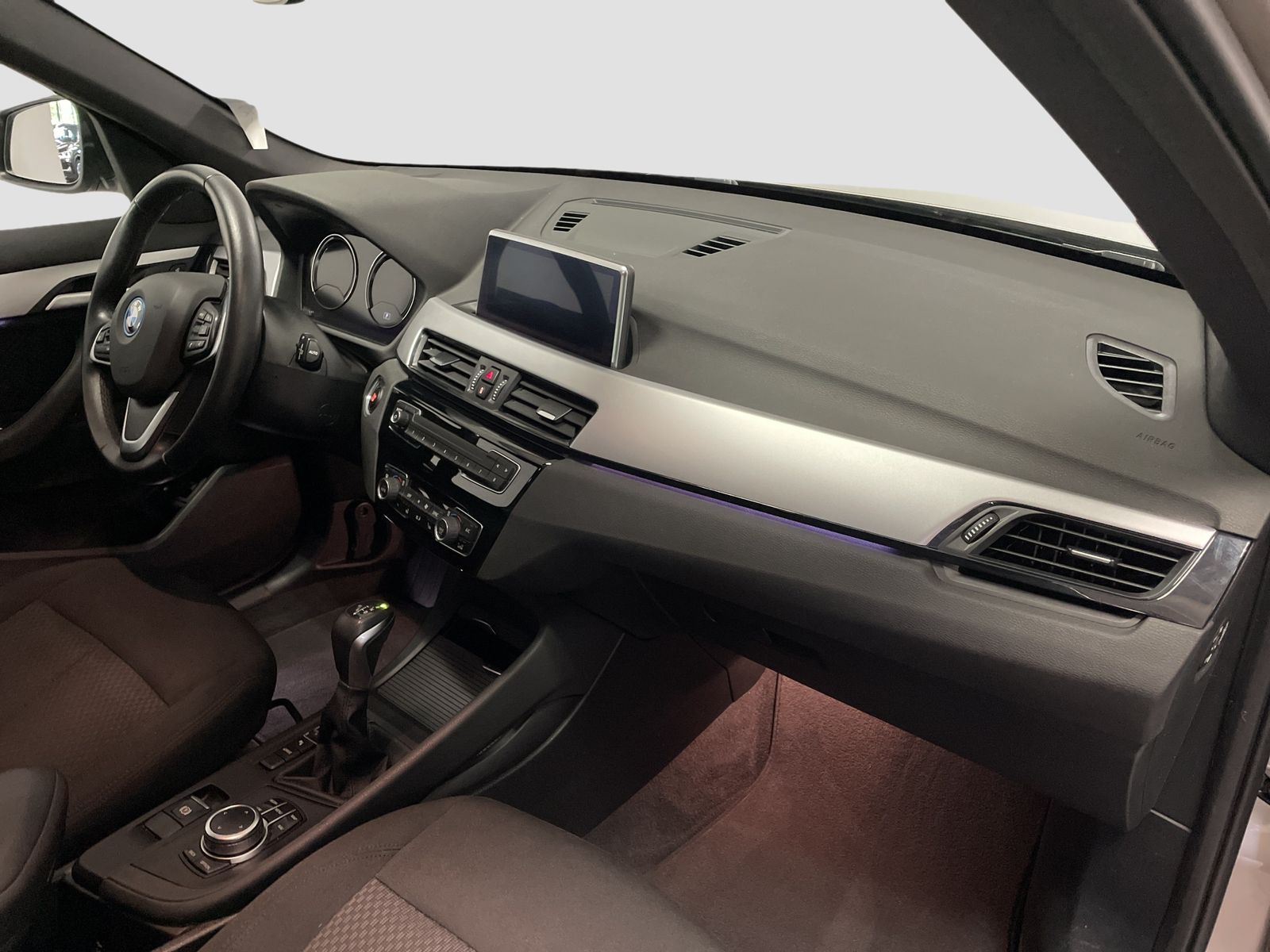 BMW X1 xDrive25e - Samsaru's Car Outlet