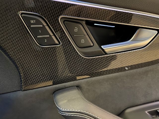 Audi Q7 50 TDI quattro competition plus