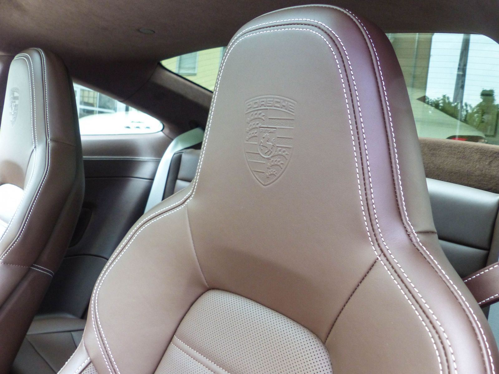 Porsche 992 Turbo Coupè - Samsaru's Car Outlet
