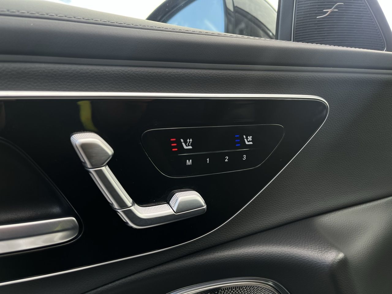 Mercedes-Benz E 450 d T 4M AMG+BURM+NIGHT+AIRMATIC+DIGI LIGHT