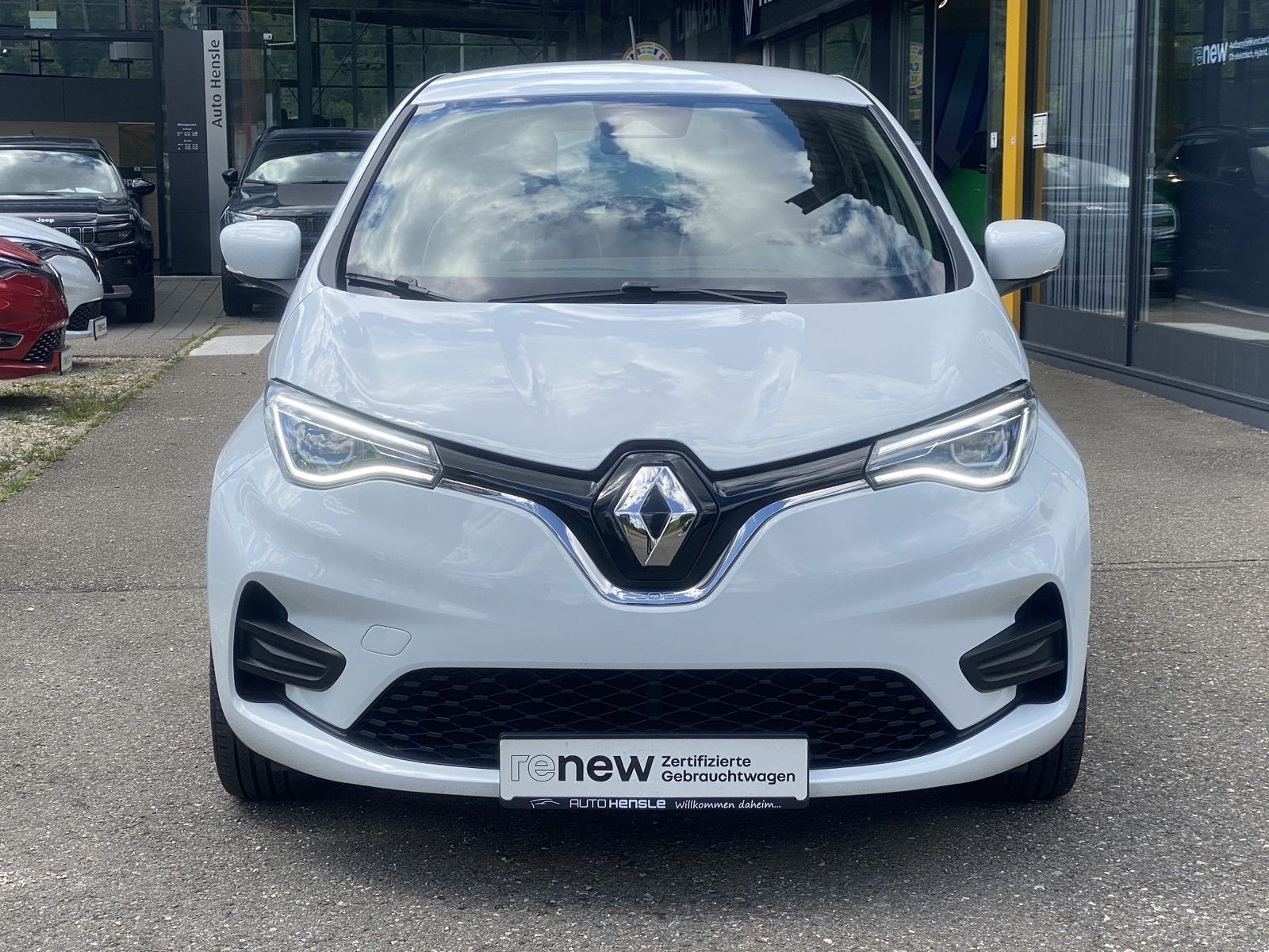 Renault ZOE Experience Batterie Inclusive R110 Z.E. 50" → "Renault ZOE Experience Batterie Inclusive R110 Z.E. 50 - Samsaru's Car Outlet