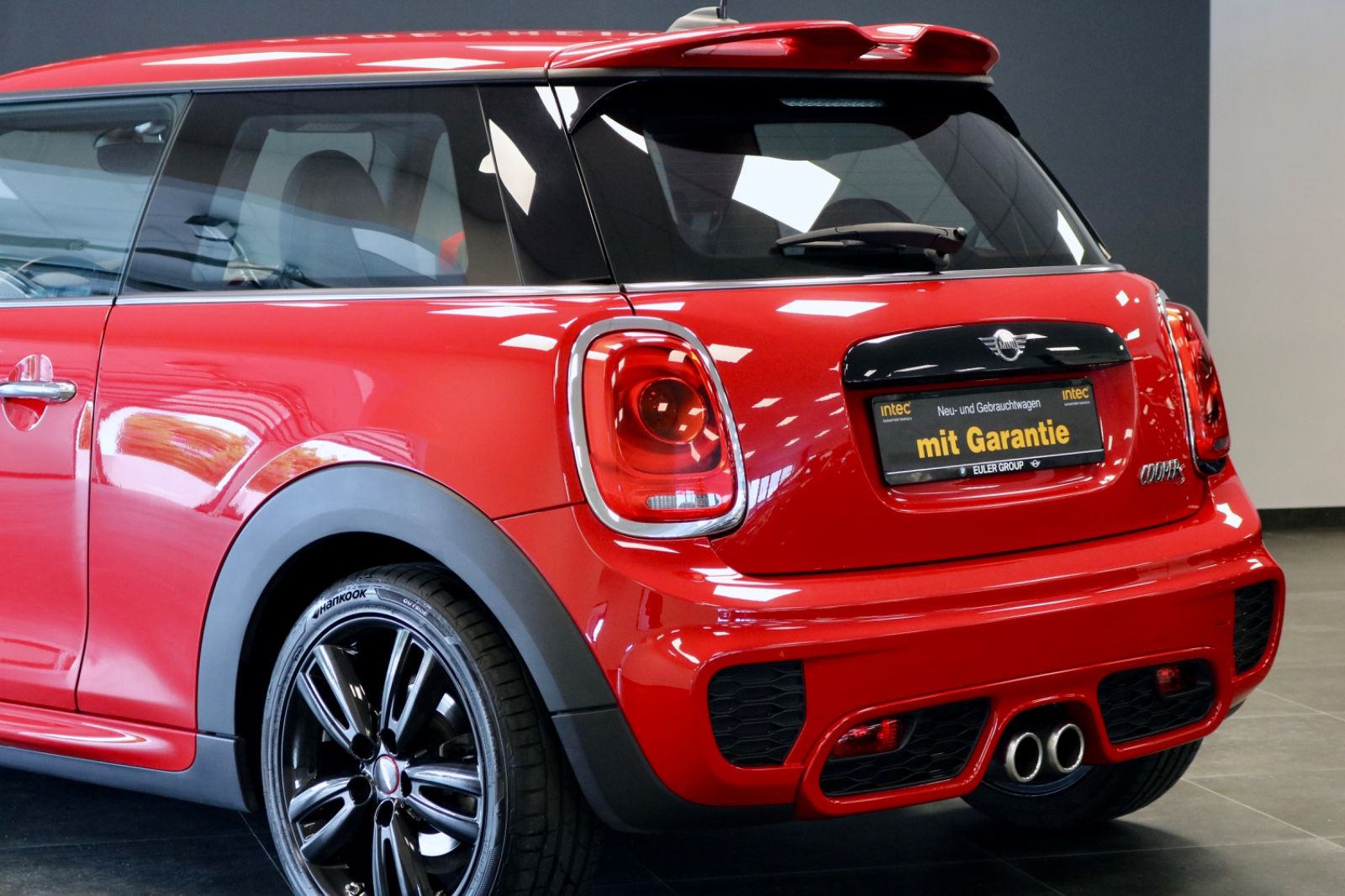 MINI John Cooper S Works - Samsaru's Car Outlet