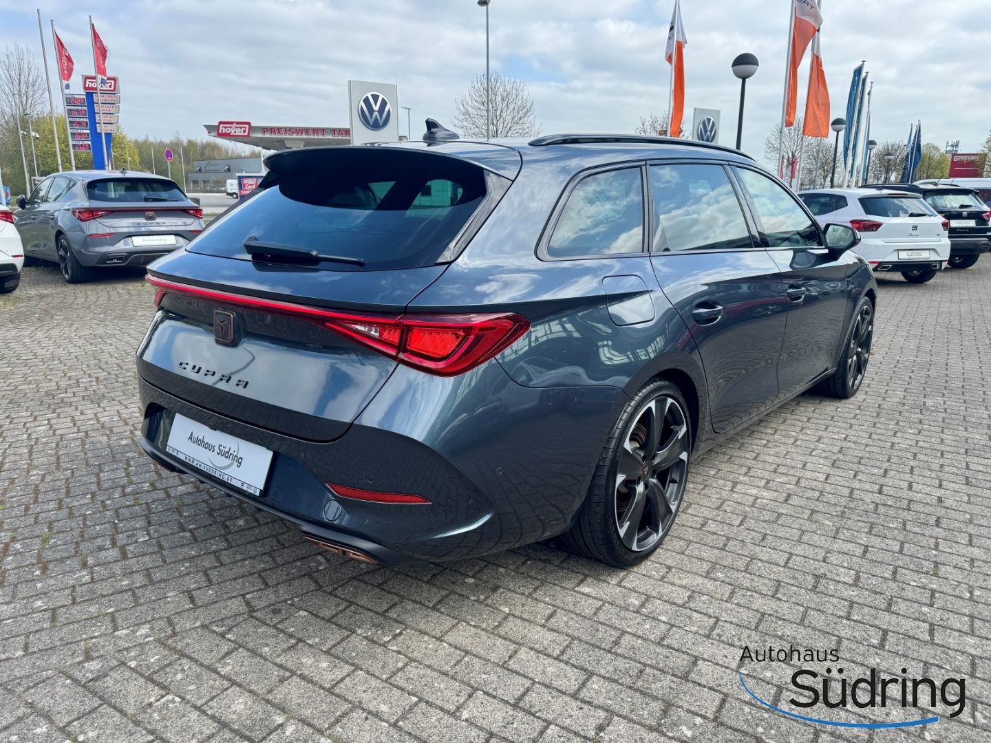 Cupra Leon Sportstourer 1.4 TSI Hybrid DSG - Samsaru's Car Outlet