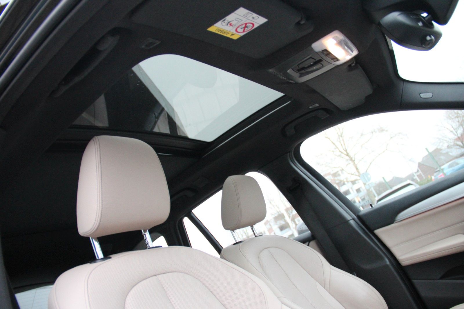 BMW X1 xDrive 20 d M Sport Shadow - Samsaru's Car Outlet