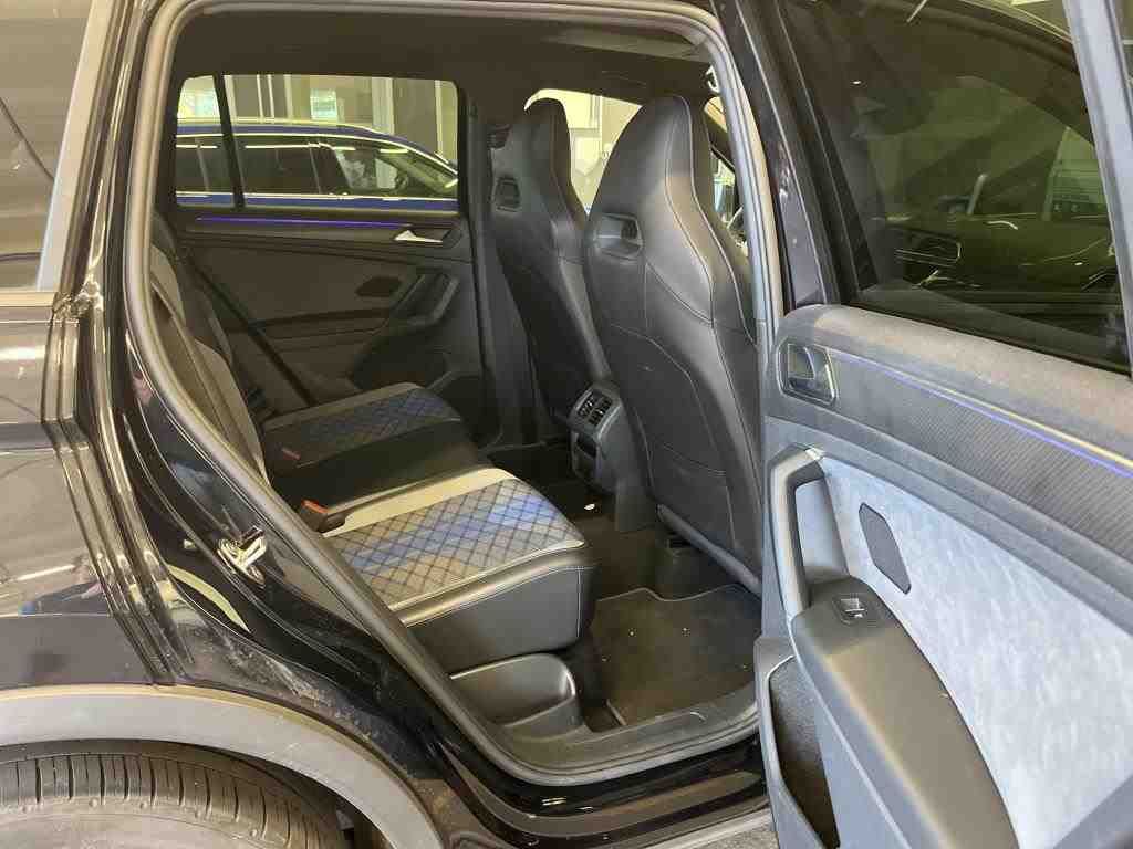 Volkswagen Tiguan R 2.0 TSI AHK Black Area View Frontscheib