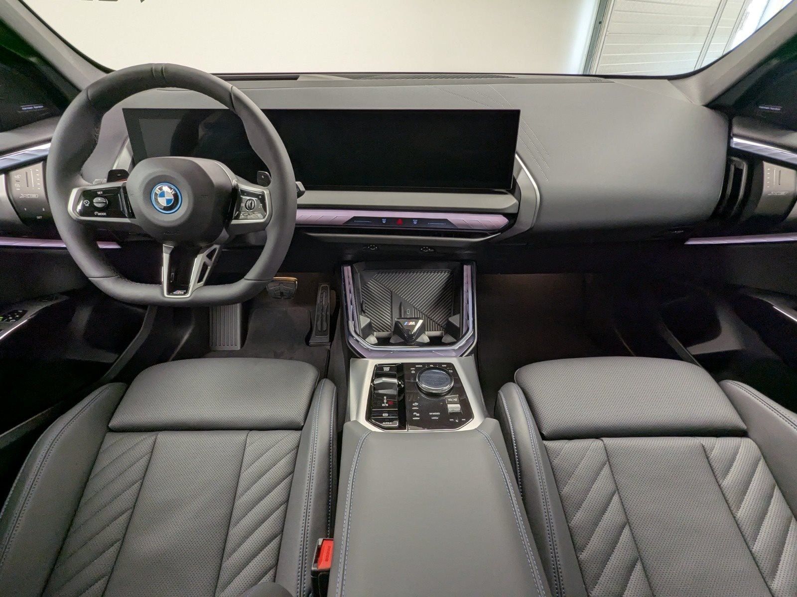 BMW X3 30e xDrive M Sport Pro / Pano / HUD / HK / DA