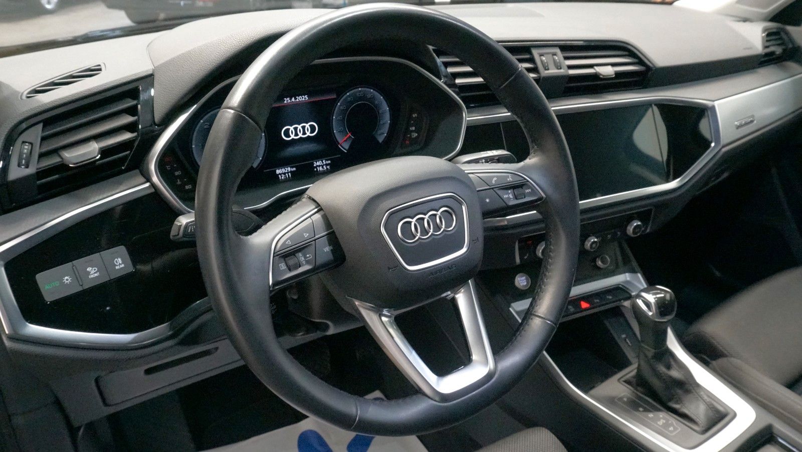 Audi Q3 Sportback 40 TDI quattro S line - Samsaru's Car Outlet