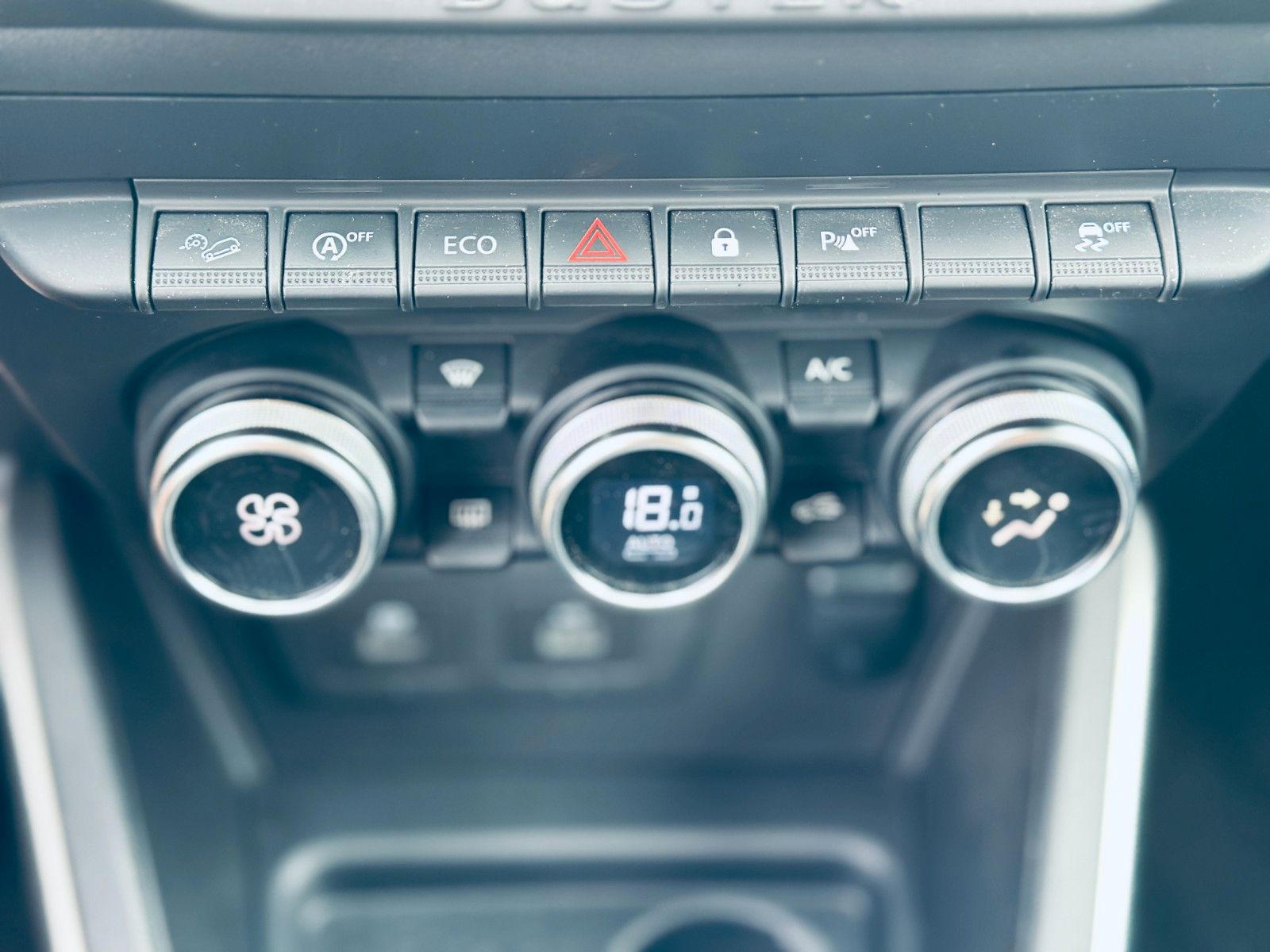 Dacia Duster Prestige 4WD - Samsaru's Car Outlet