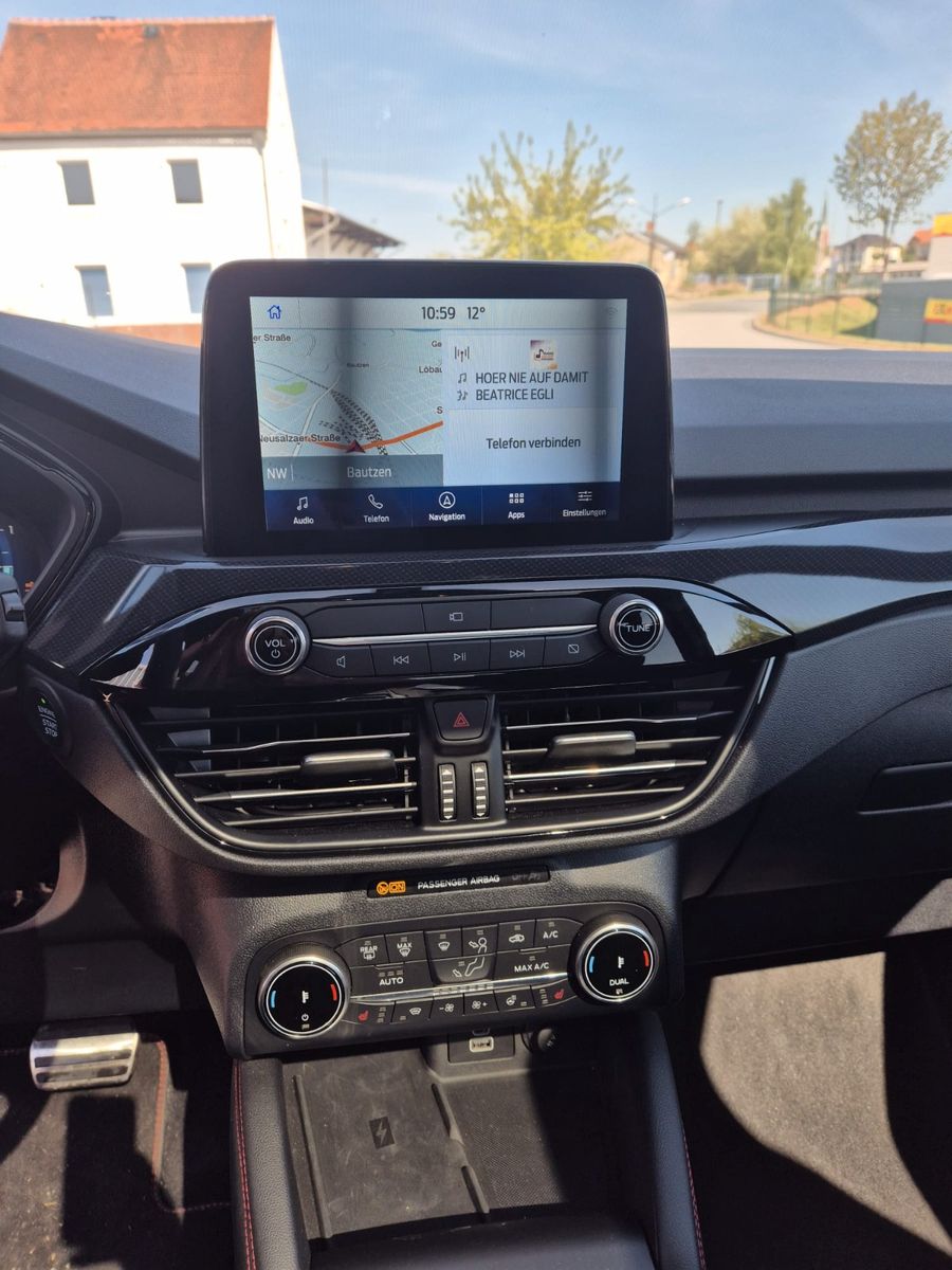 Ford Kuga ST-Line X - Samsaru's Car Outlet