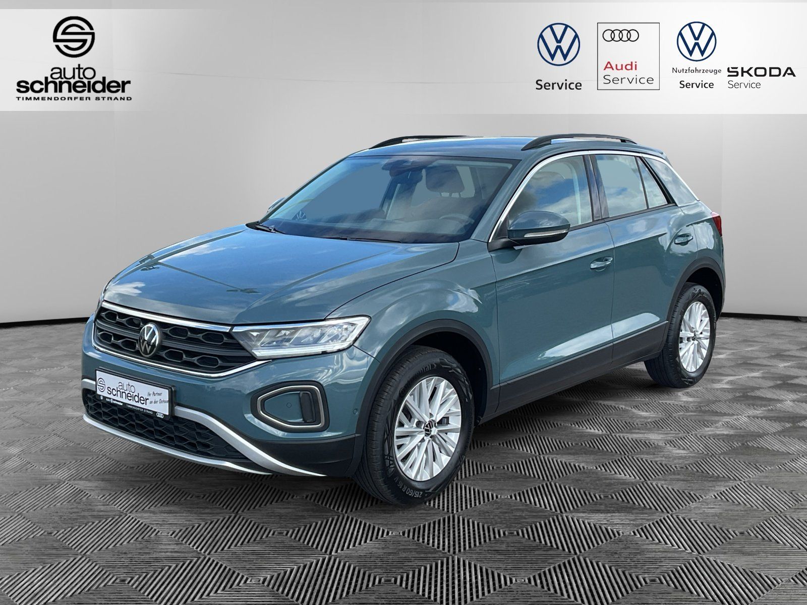 Volkswagen T-Roc 1.0 TSI Life - Samsaru's Car Outlet