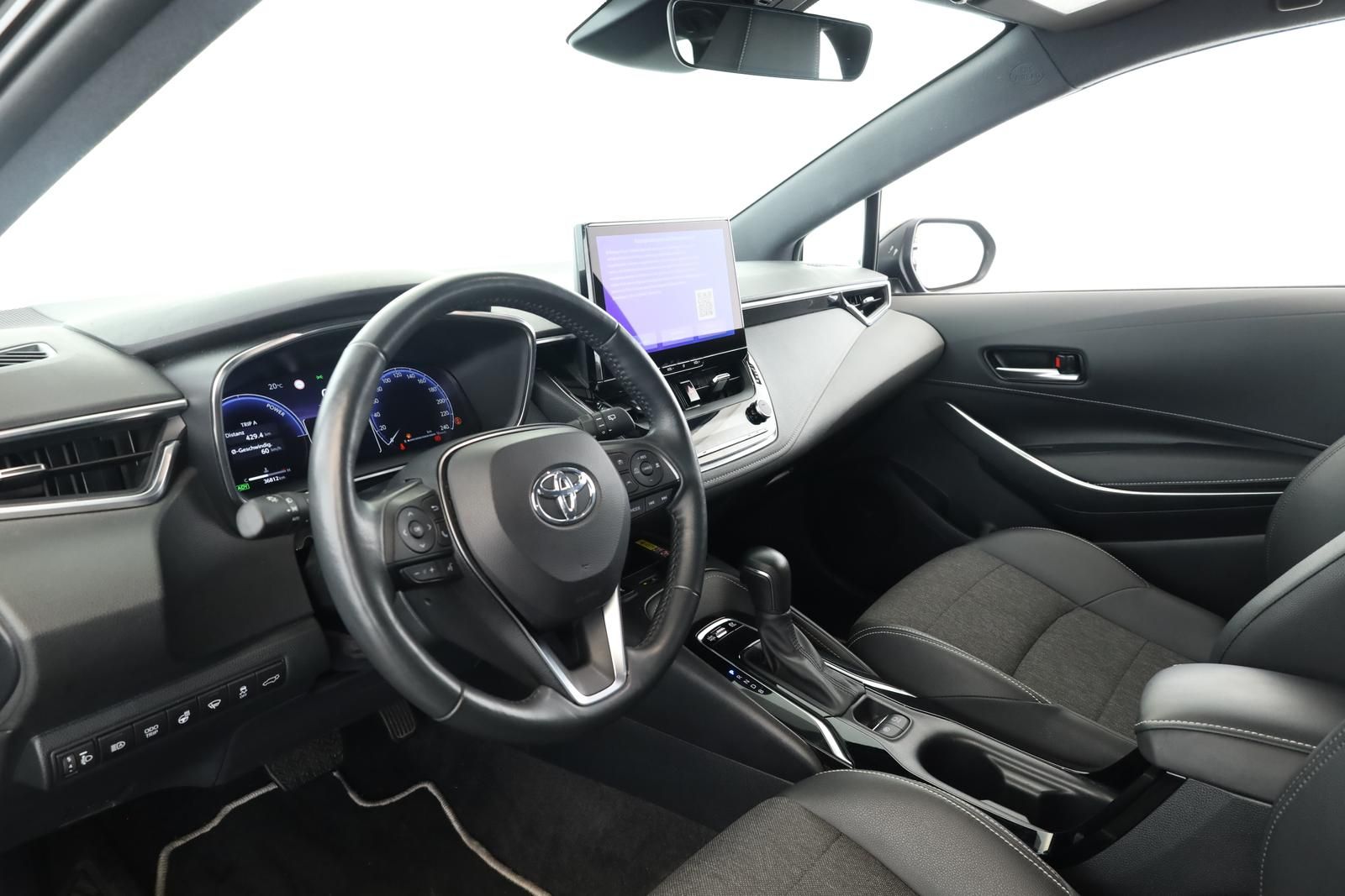 Toyota Corolla Touring Sports 1.8 CVT Team D Navi Kam