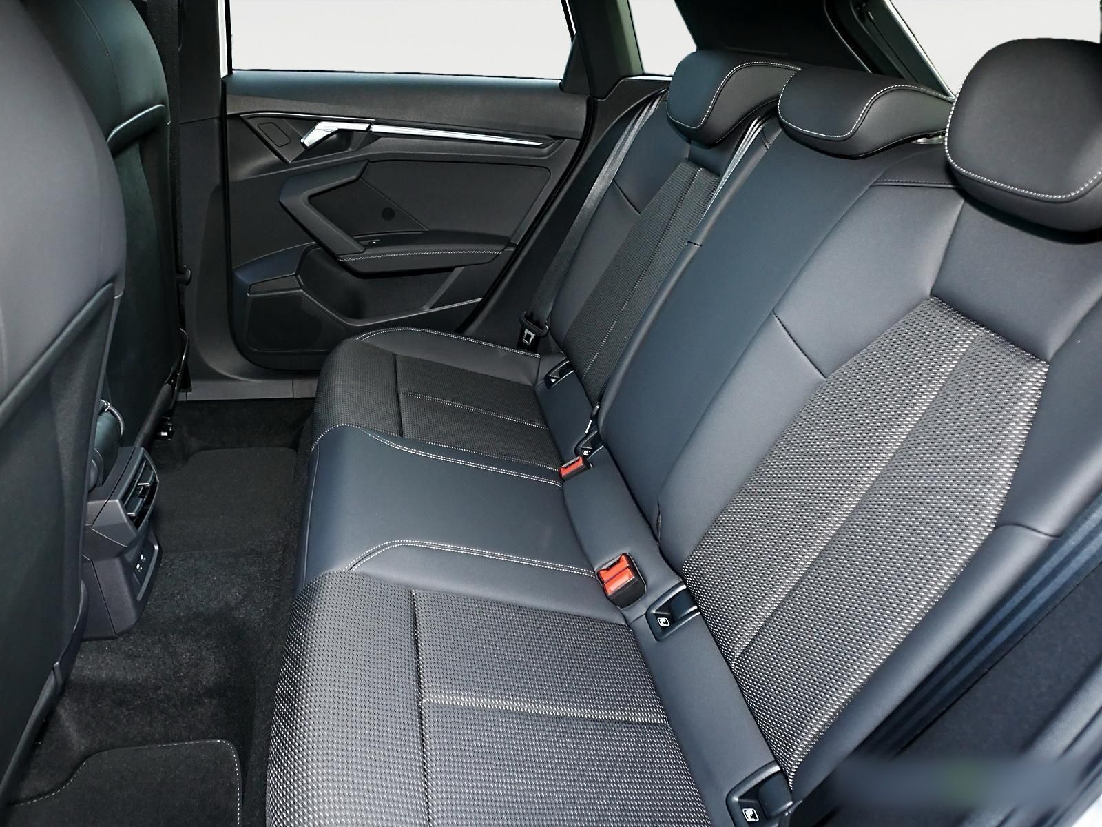 Audi A3 Sportback 35 TFSI S line S tronic - Samsaru's Car Outlet