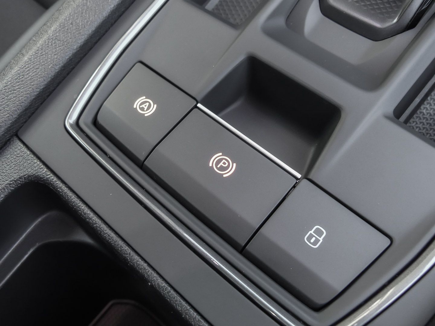 Cupra Formentor VZ 2.0 TSI 4Drive DSG PANO+RFK+LED+SHZ