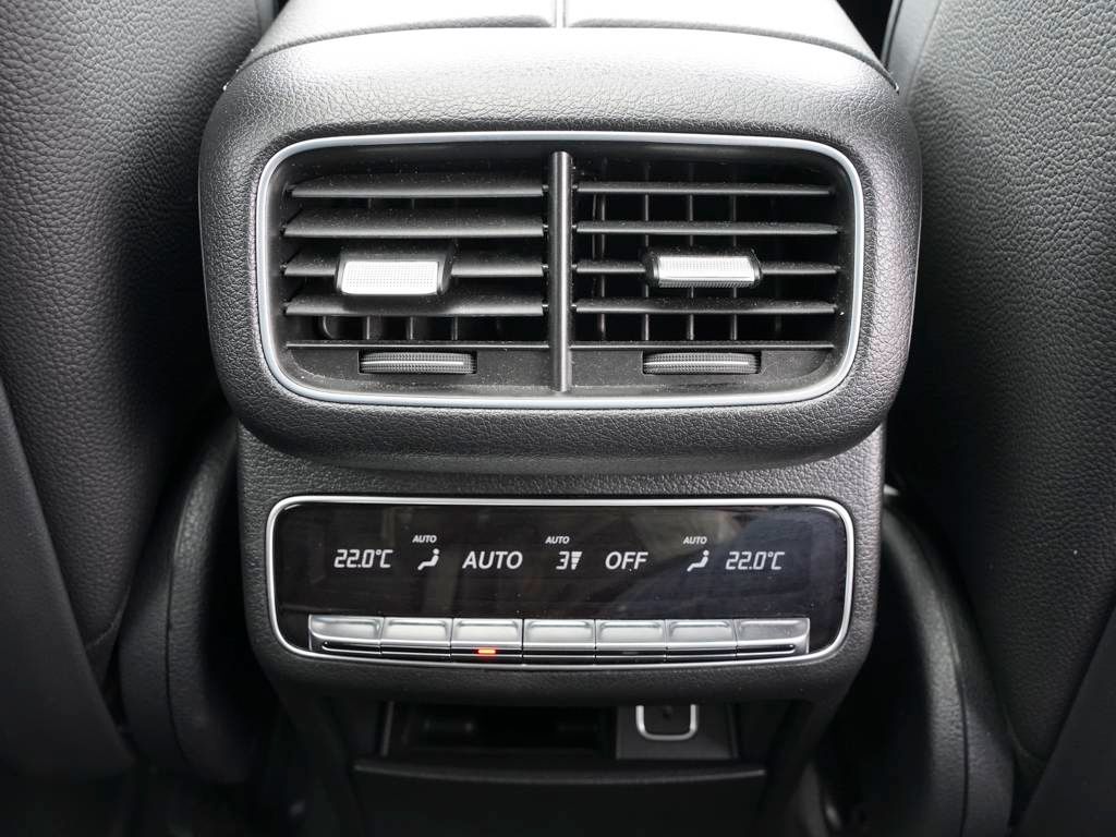 Mercedes-Benz GLE 400 4M COUPE AMG-LINE PANO HUD AHK MULTIBEAM
