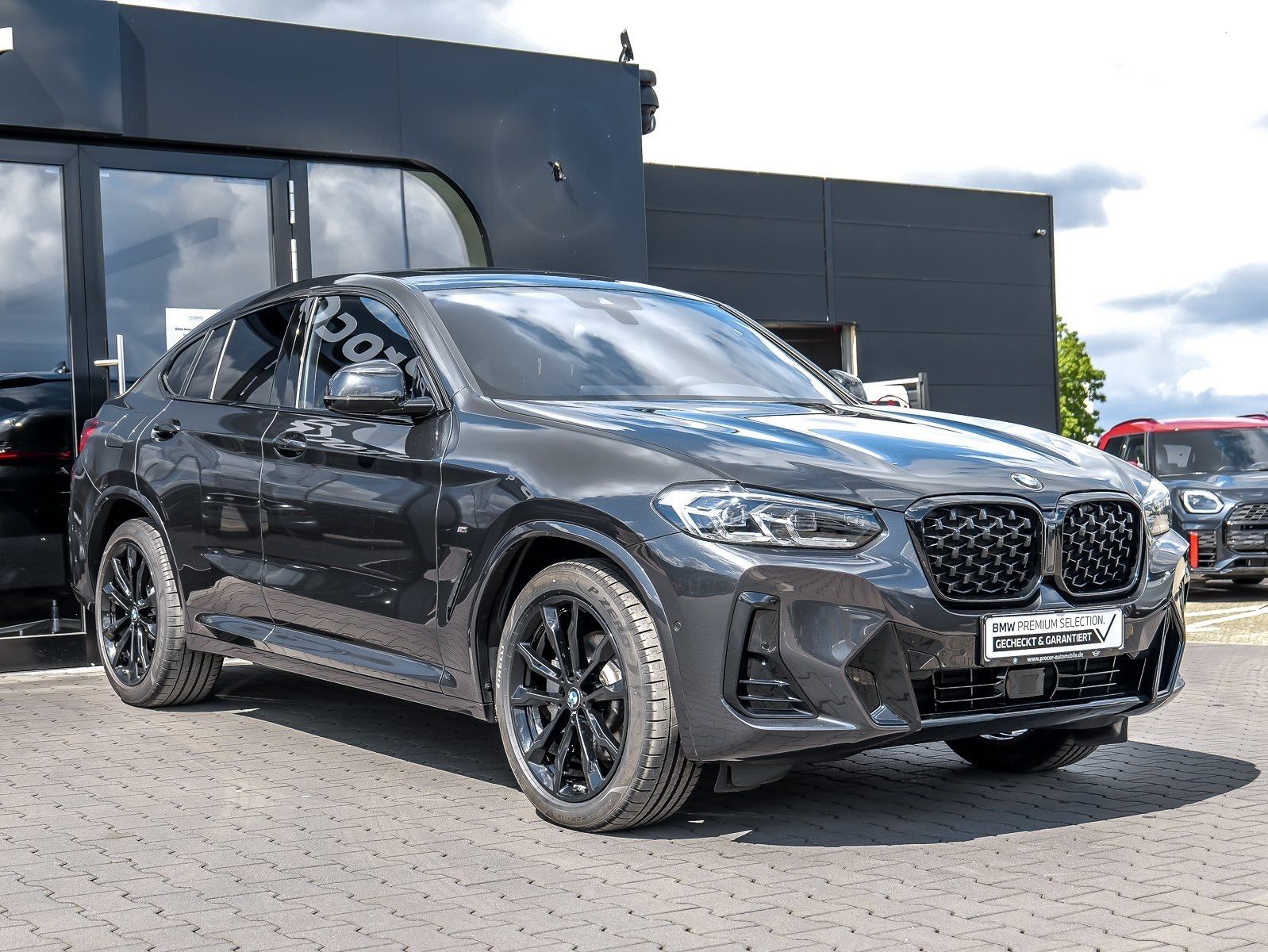 BMW X4 xDrive30d M Sport PANO ACC AHK RFK NAVI LED