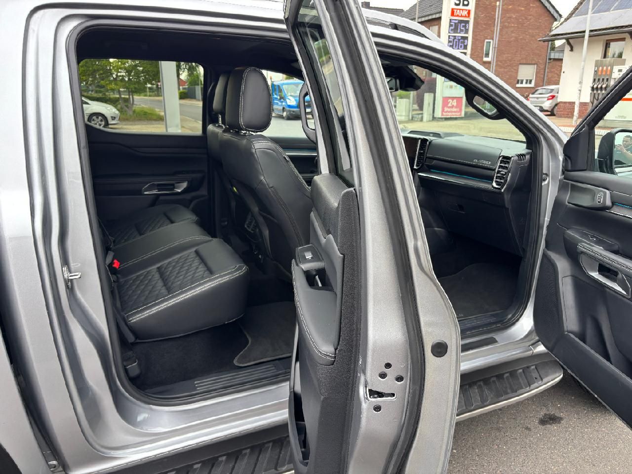 Ford Ranger Platinum Doka Standhz. Spurverbreiterung