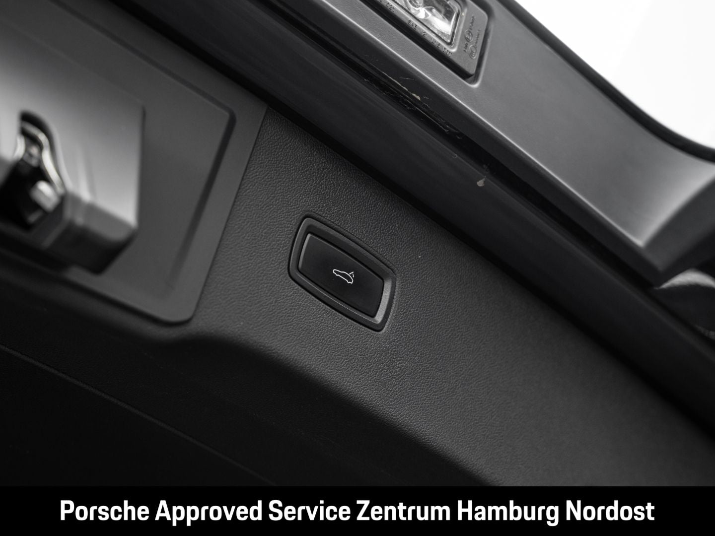 Porsche Cayenne E-Hybrid Pano PASM BOSE 21-Zoll 360°