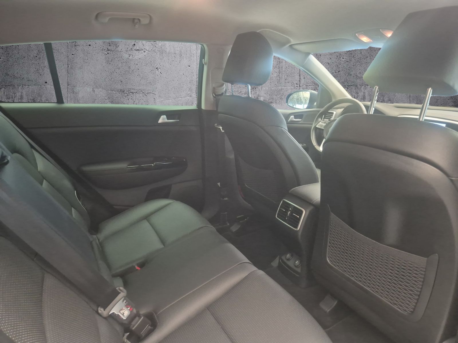 Kia Sportage 1.6 T-GDI Black Edition - Samsaru's Car Outlet
