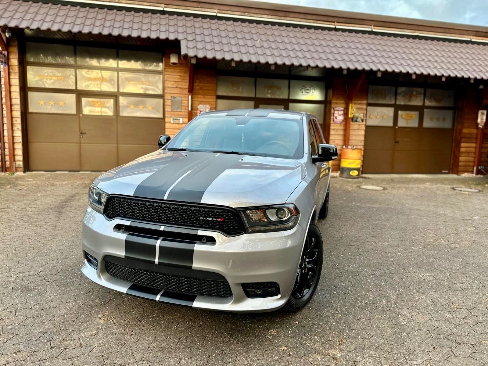 Dodge 3,6 V6*LED*PDC*LEDER*7 SITZER*20 ZOLL*NAVI*