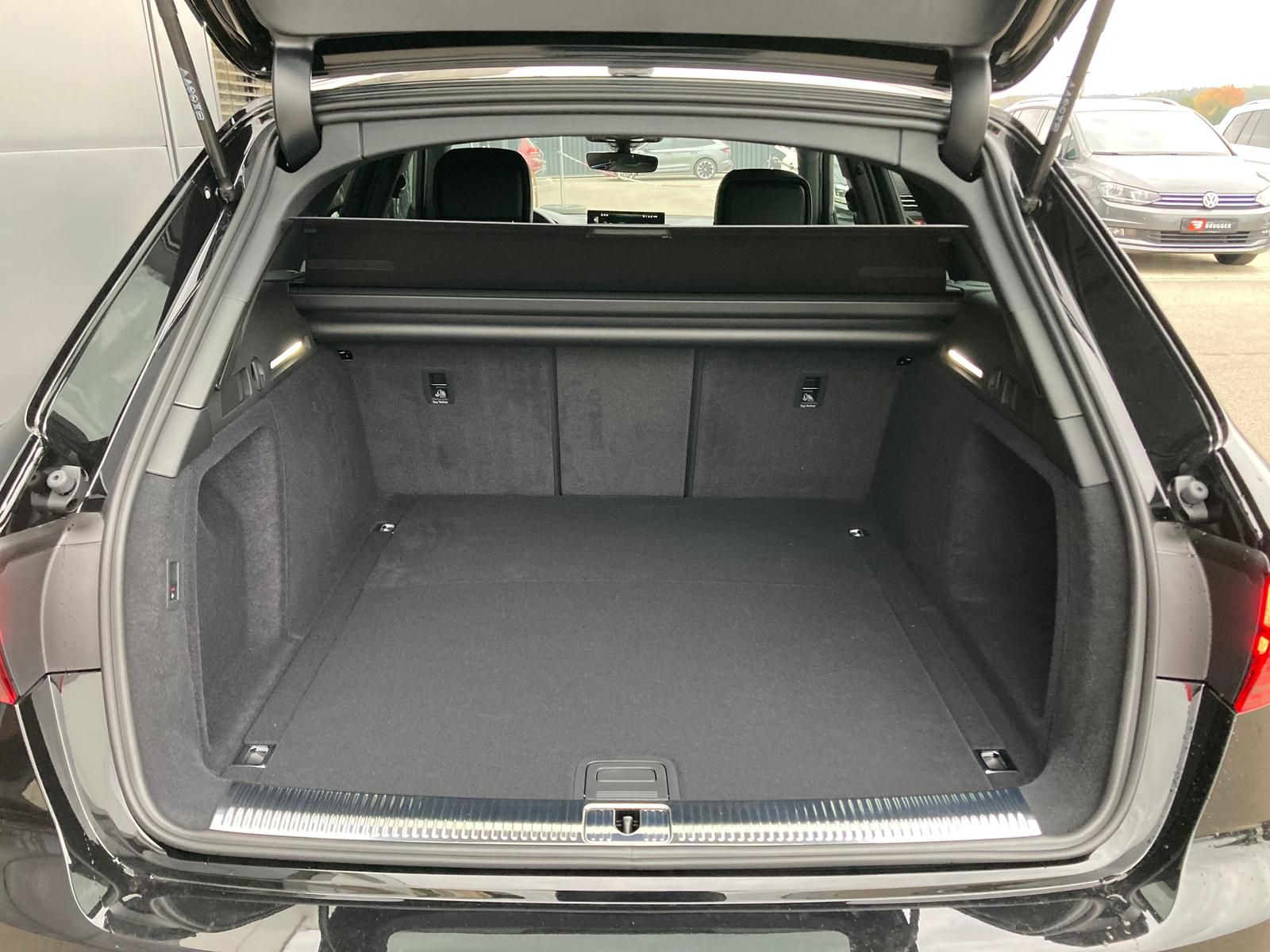 Audi A4 Avant 40 TDI quattro S line - Samsaru's Car Outlet