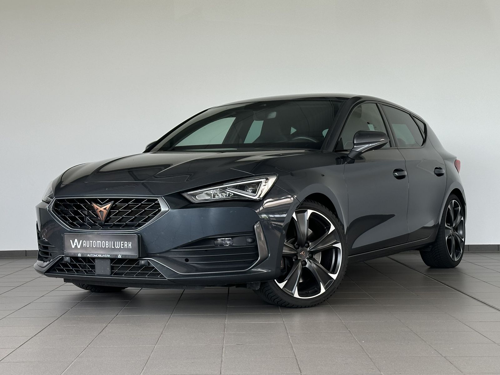 Cupra Leon VZ 2.0 TSI - Samsaru's Car Outlet