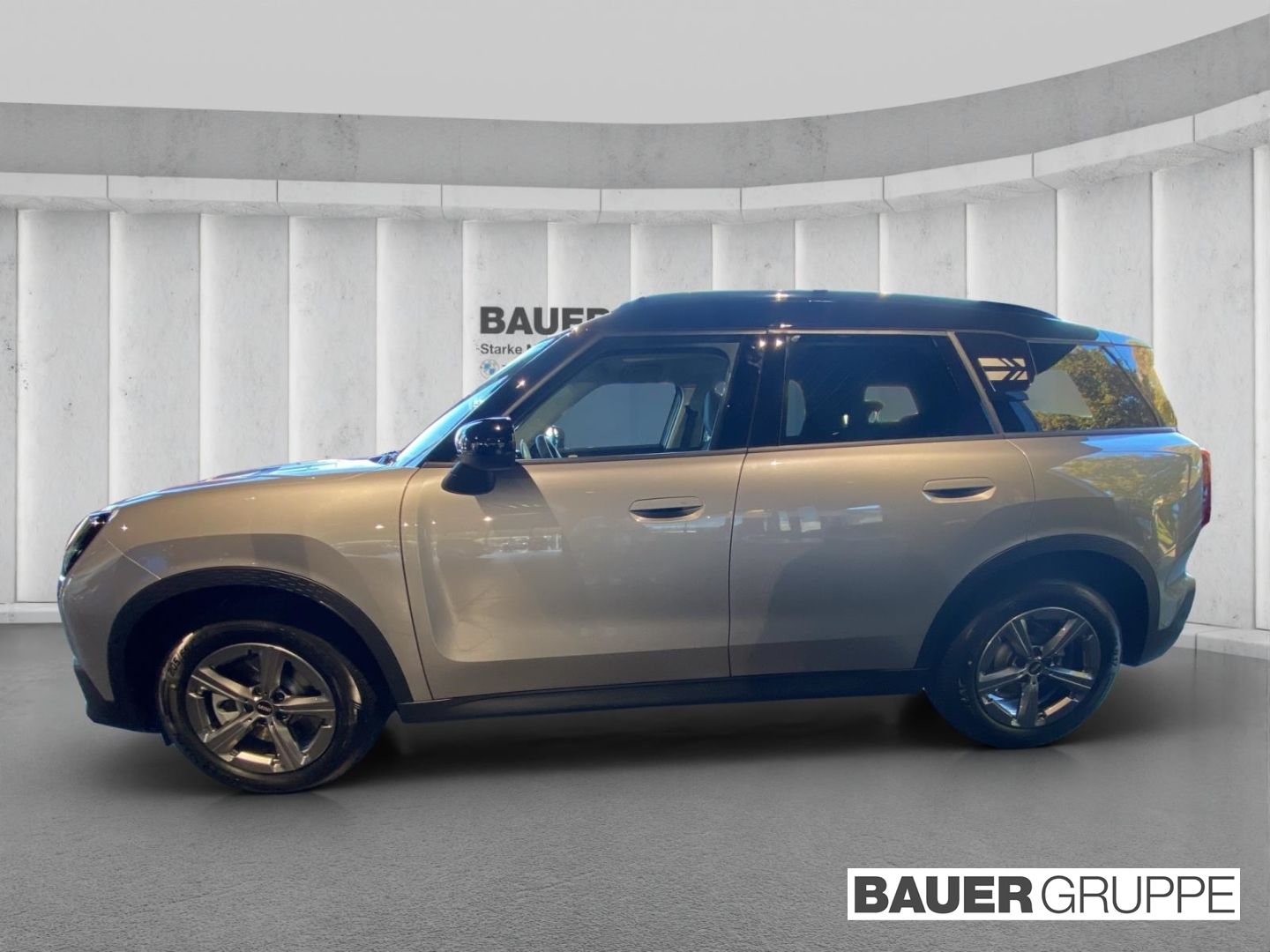 MINI Countryman C Classic Trim - Samsaru's Car Outlet