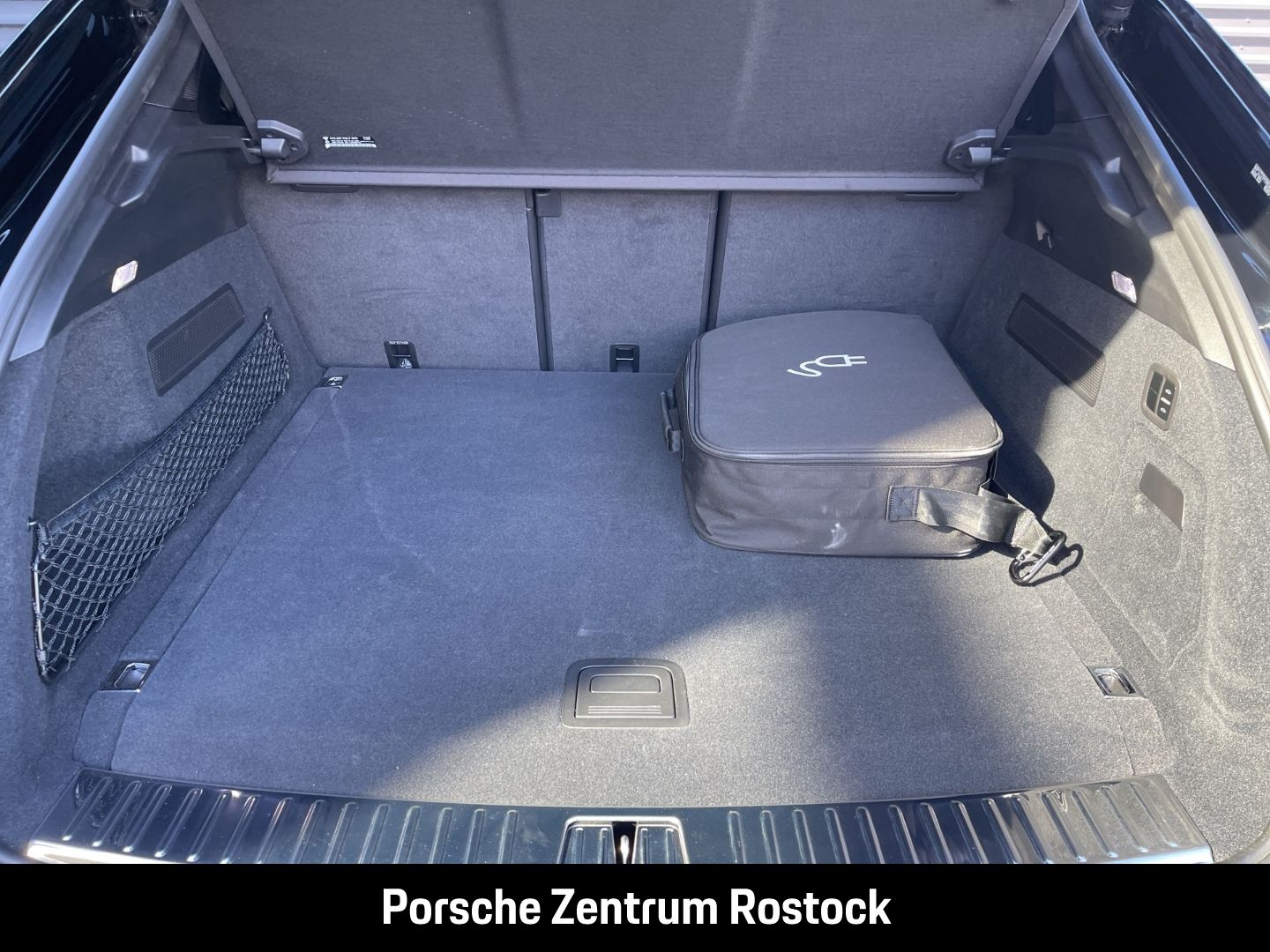 Porsche Cayenne E-Hybrid Coupe BOSE Panorama InnoDrive