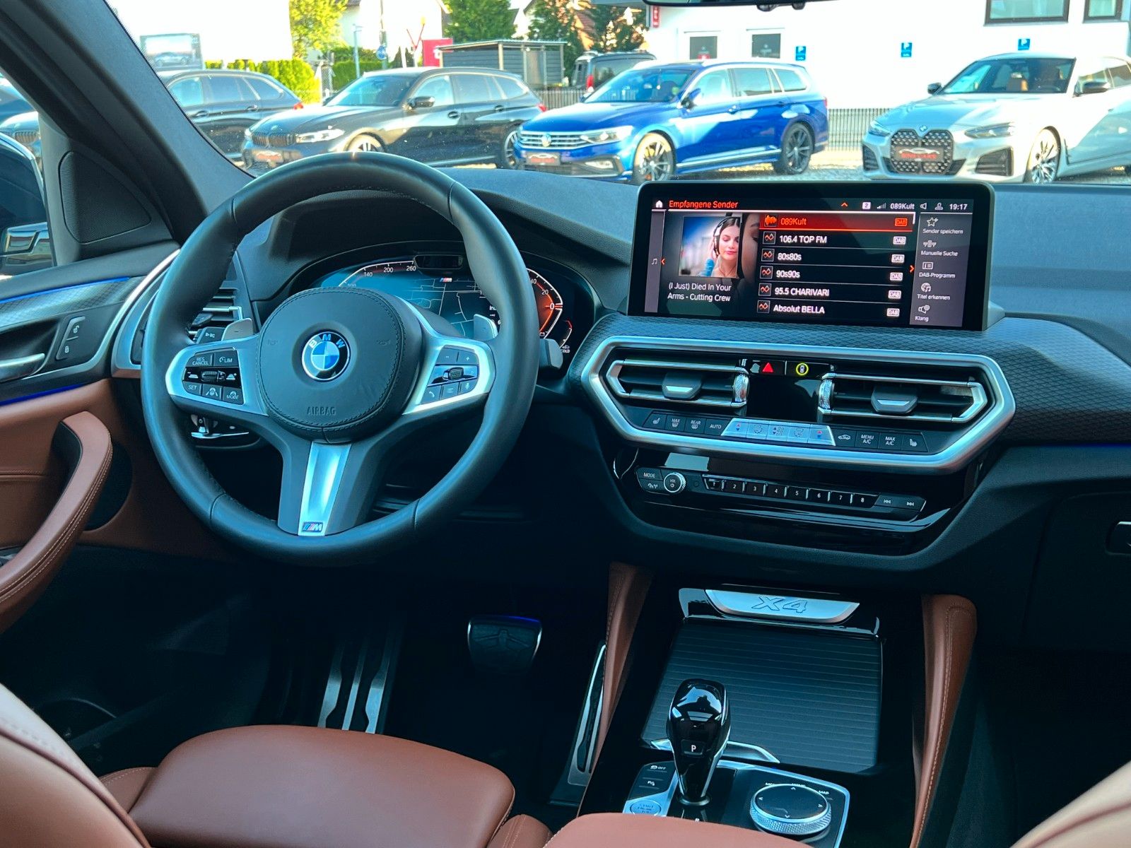 BMW X4 M Sport 30d xDrive*ACC*Pano*Laser*HUD*AHK*CAM