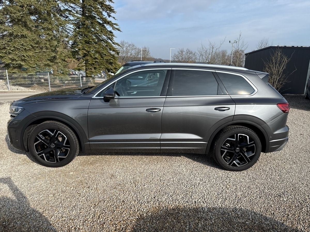 Volkswagen Touareg TDi Allradlenkung - Samsaru's Car Outlet