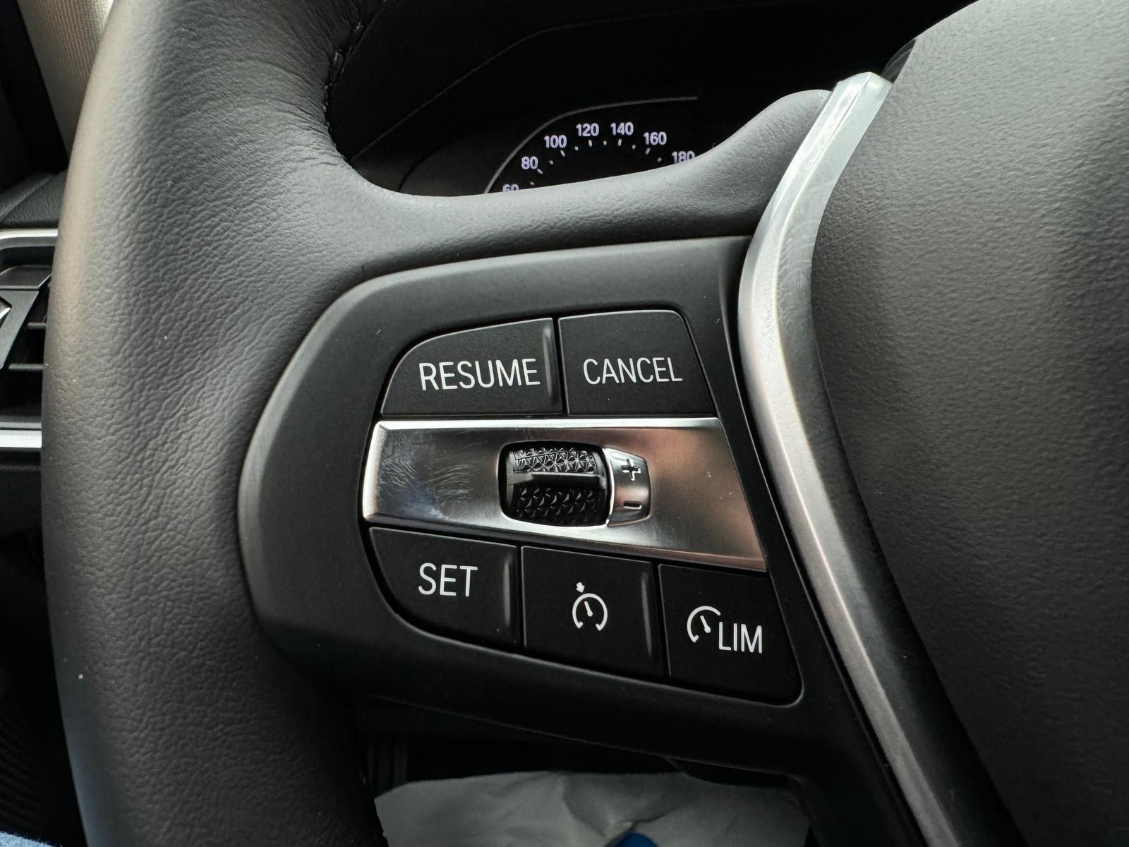 BMW 320i Advantage - Samsaru's Car Outlet