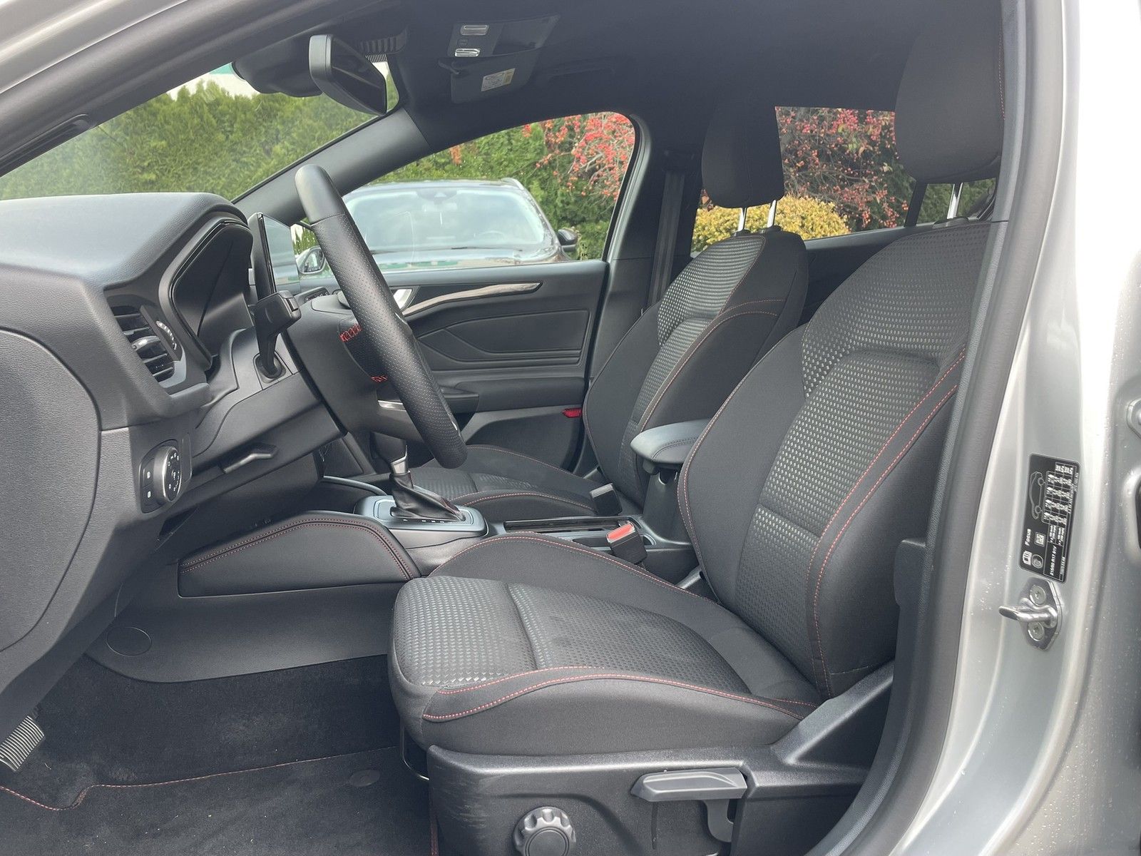 Ford Focus Turnier 1.0 EcoBoost Hybrid Aut. ST-Line X