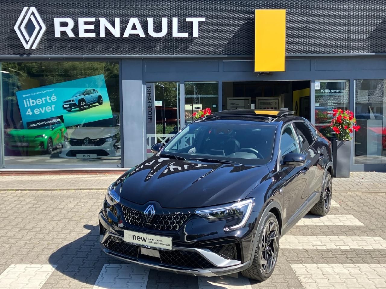 Renault Arkana Esprit Alpine TCe 160 EDC - Samsaru's Car Outlet
