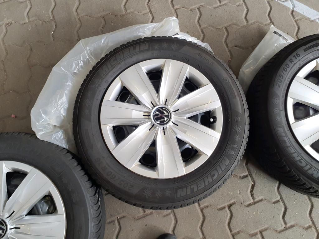 Volkswagen T-Roc Style 1.5 TSI - Samsaru's Car Outlet