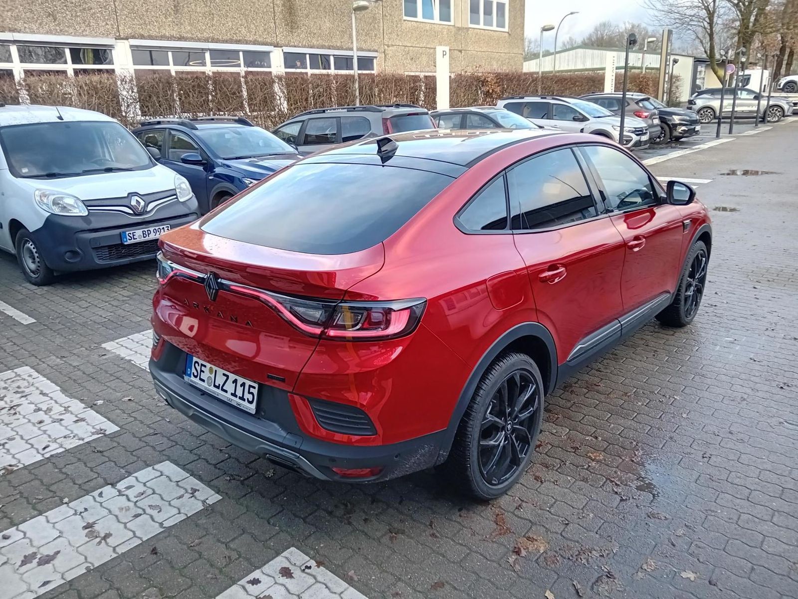 Renault Arkana ESPRIT ALPINE Full Hybrid - Samsaru's Car Outlet