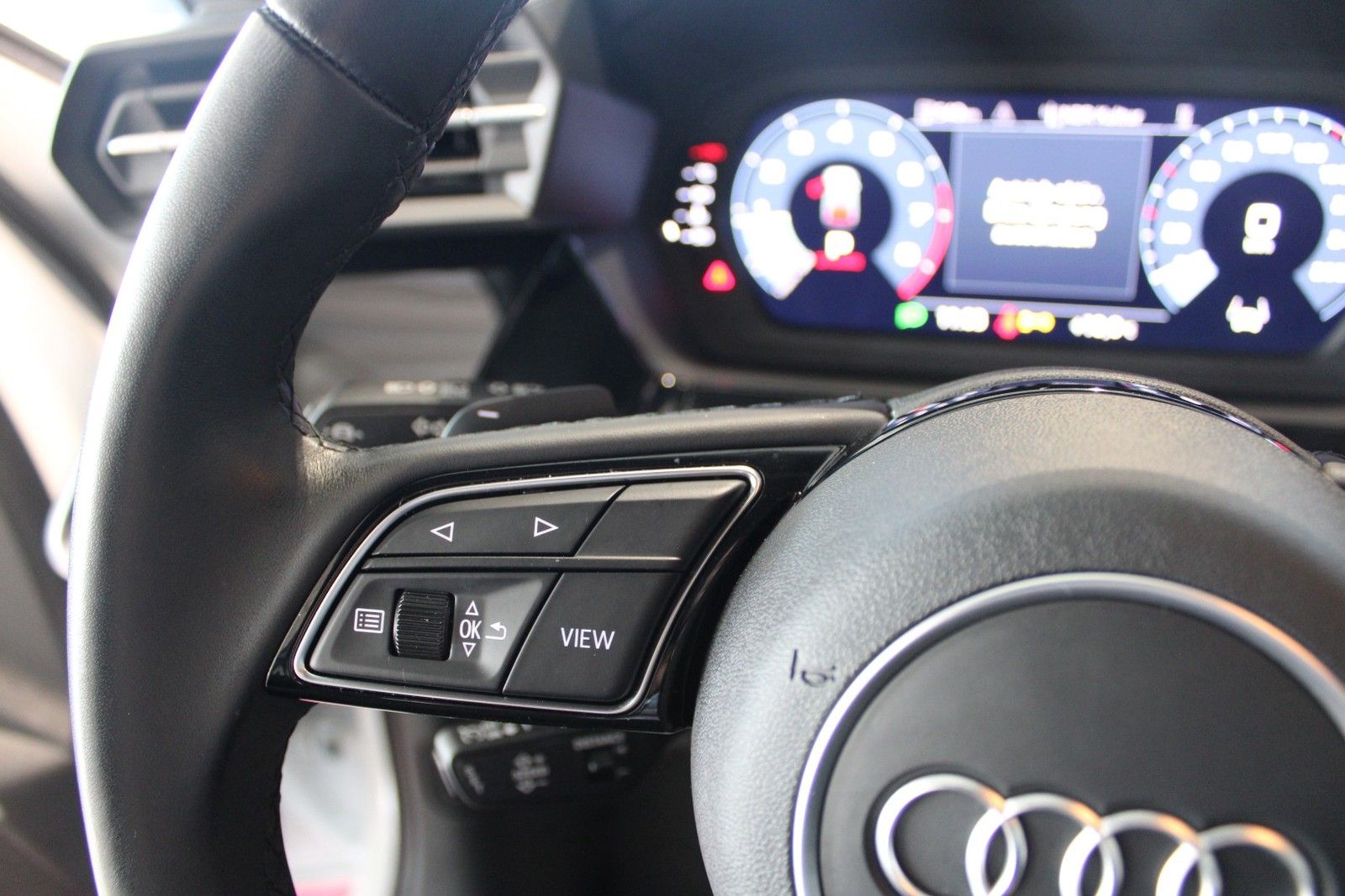 Audi A3 Sportback 35 TFSI Sport - Samsaru's Car Outlet