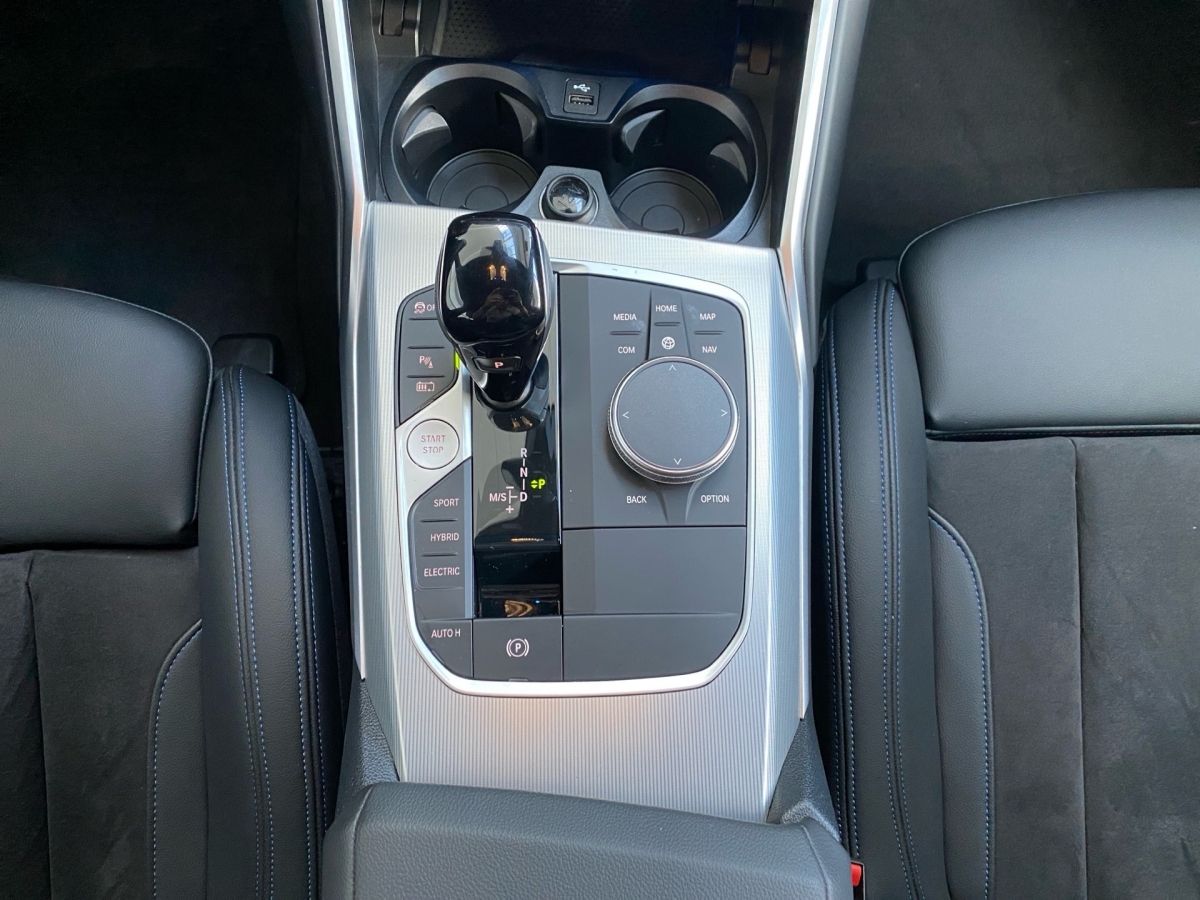 BMW 330e xDrive M Sport - Samsaru's Car Outlet