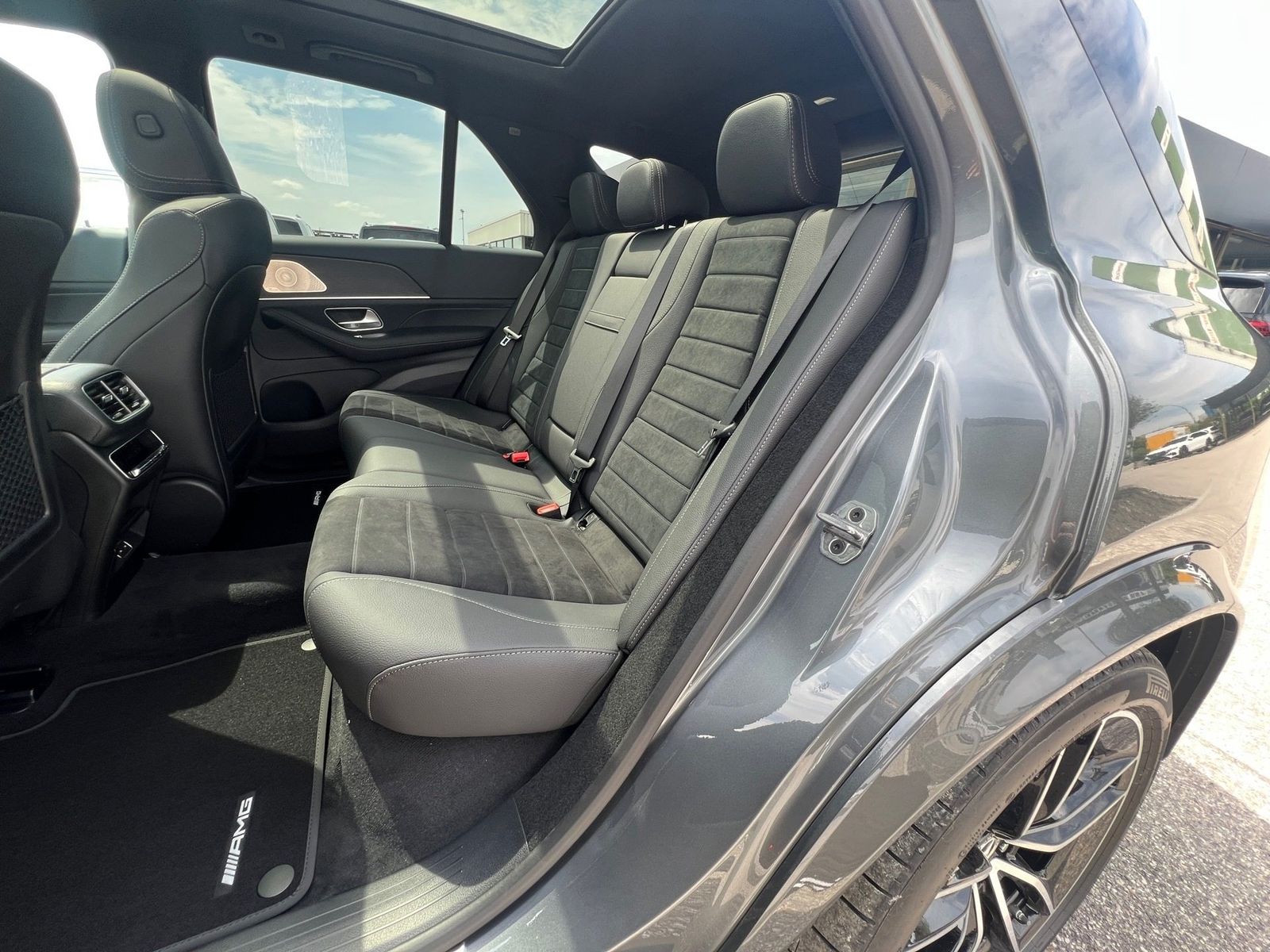Mercedes-Benz GLE 450 d 4m AMG+Night*AHK*Pano*Mbeam*Burmester*