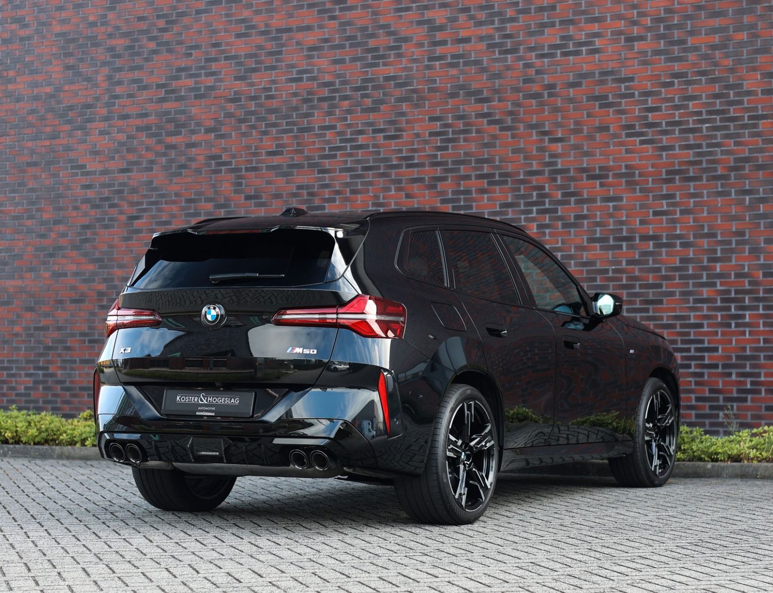 BMW X3 M50 xDrive - Samsaru's Car Outlet