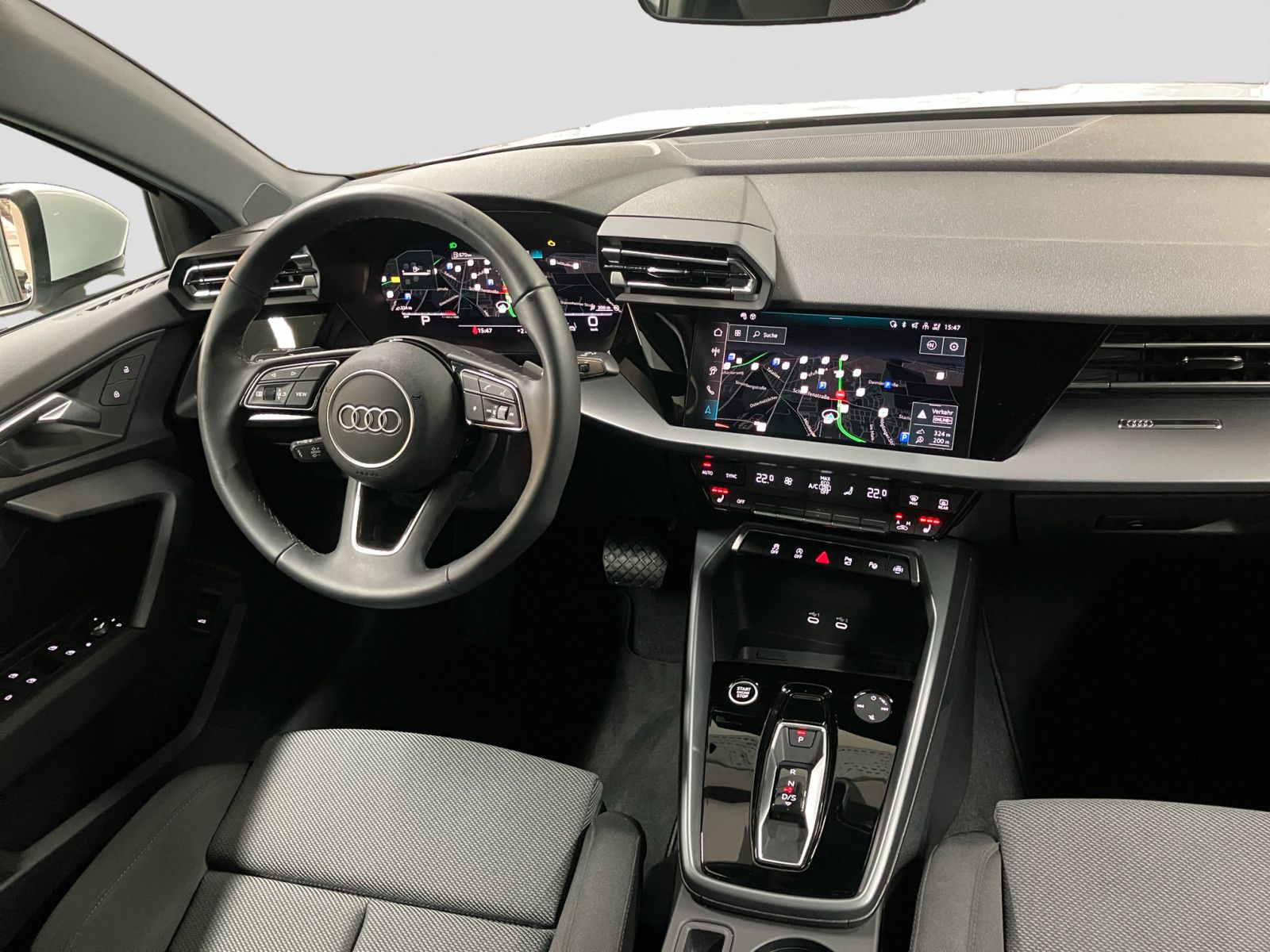 Audi A3 Limousine 30 TFSI advanced - Samsaru's Car Outlet