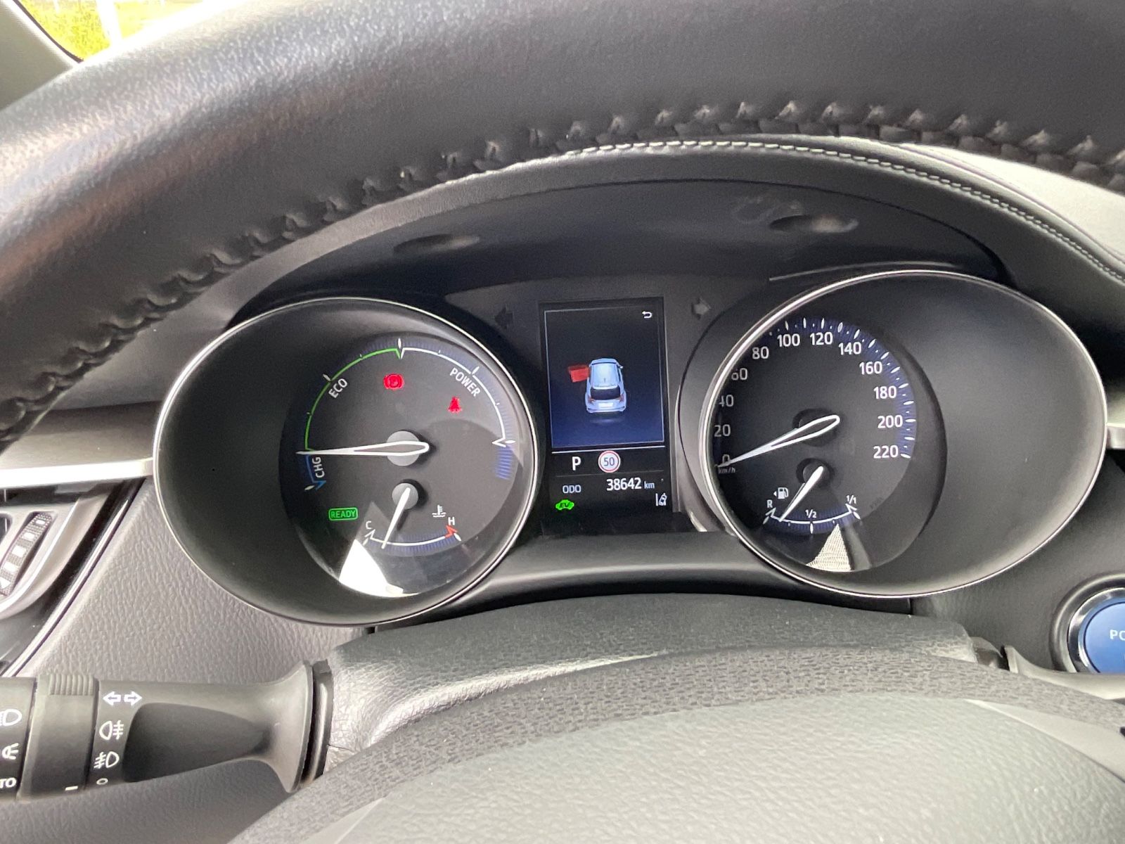 Toyota C-HR Hybrid - Samsaru's Car Outlet