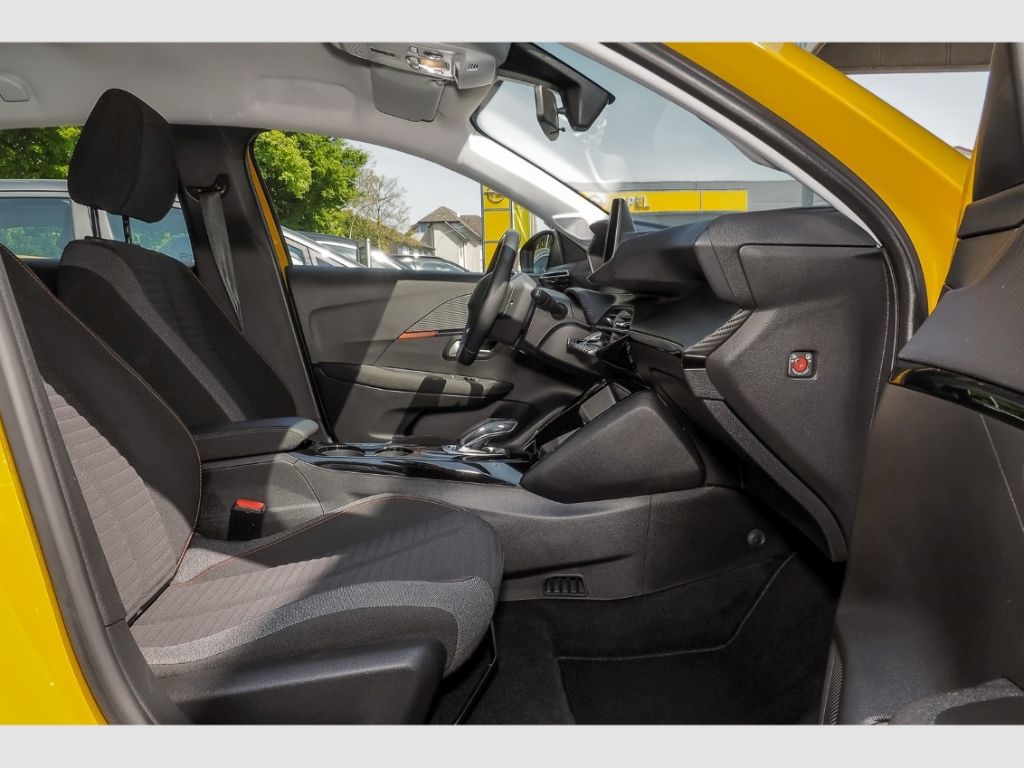 Peugeot e-208 Active - Samsaru's Car Outlet