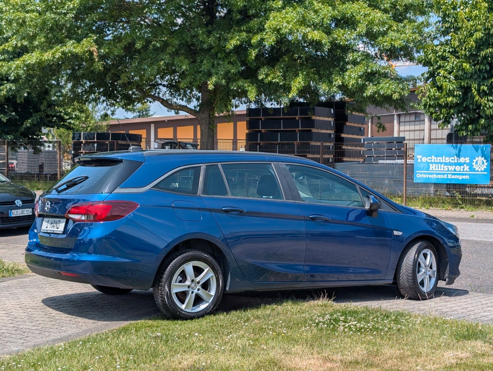 Opel Astra K Sports Tourer Business - Samsaru's Car Outlet