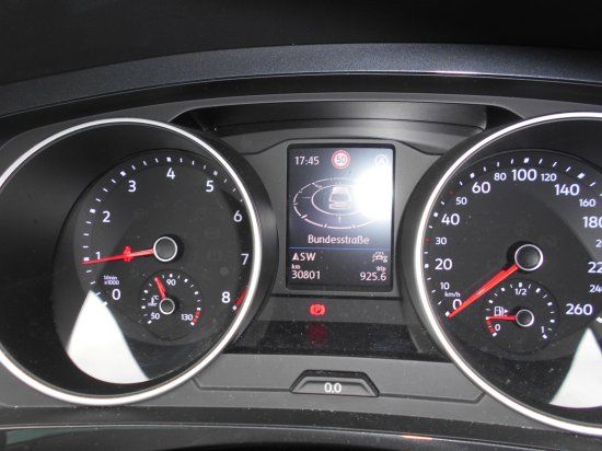 Volkswagen Tiguan 1.5 TSI Life - Samsaru's Car Outlet