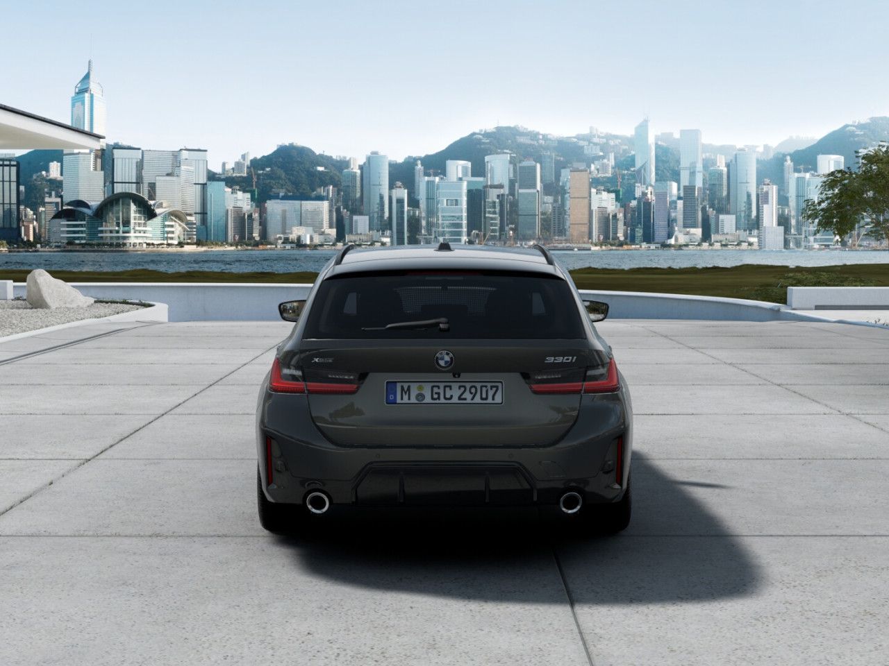 BMW 330i xDrive T M Sport PANO,HUD,360°,ST&Go