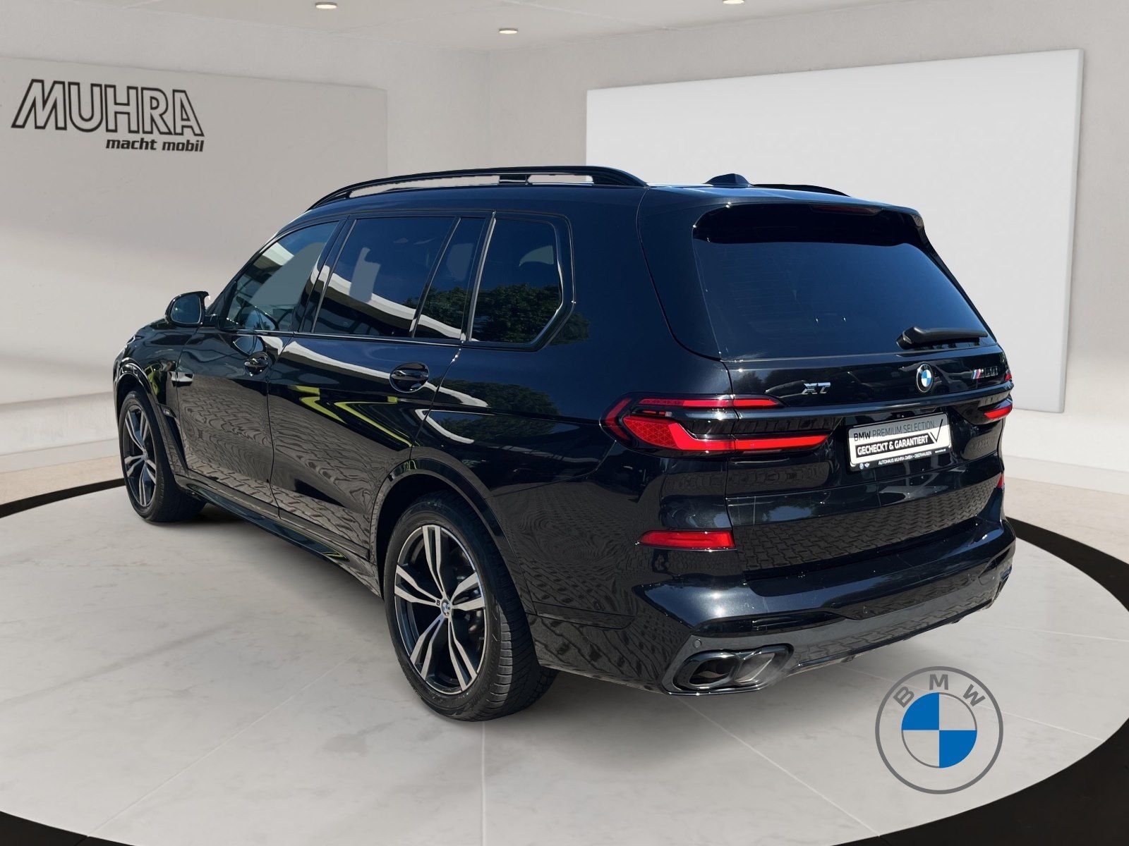 BMW X7 M60i xDrive Autobahnas Pano Sky AHK Sthzg H/K